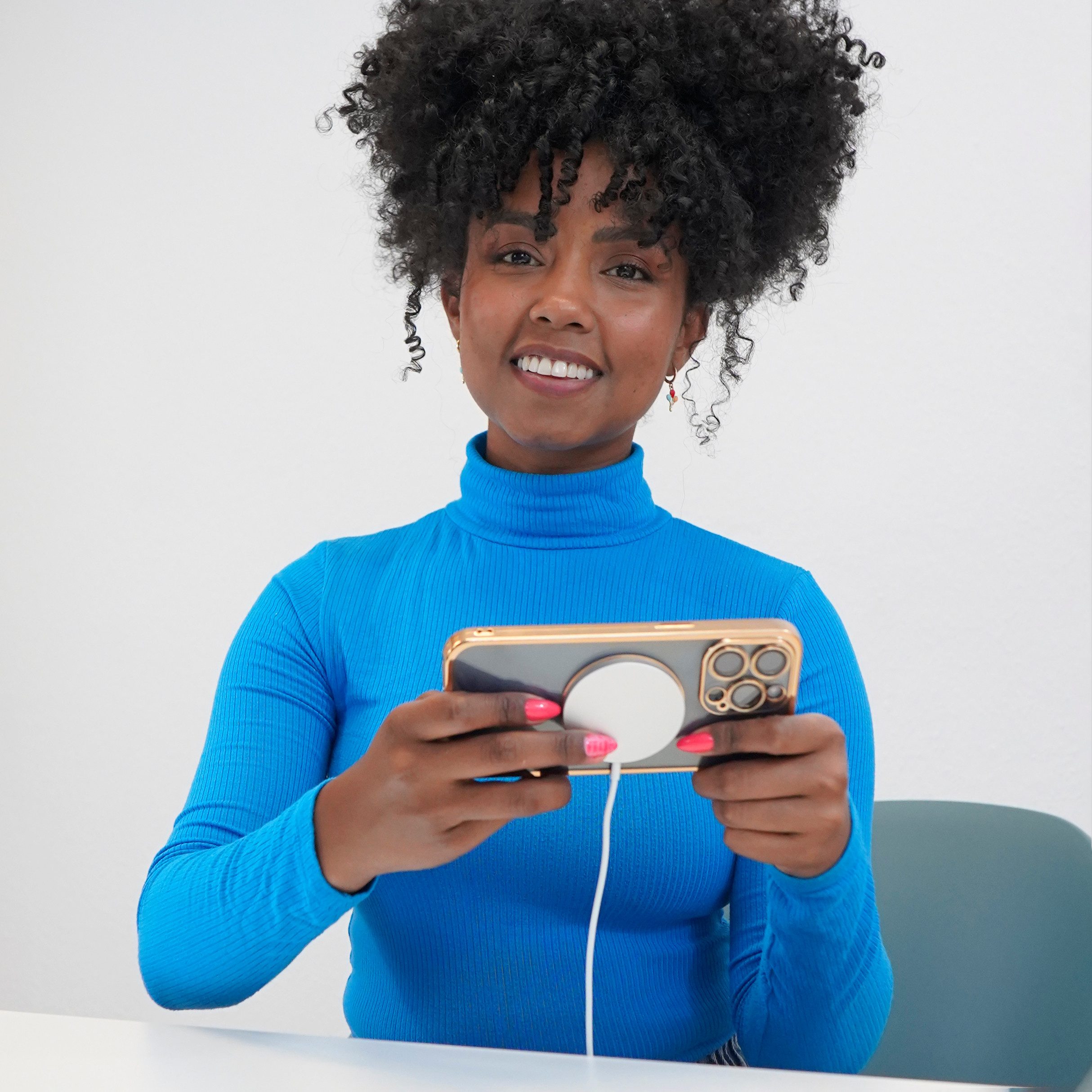 Arrivly Handyhülle iPhone 16 Pro Max Hülle Silikon MagSafe-kompatible 6,7 Zoll