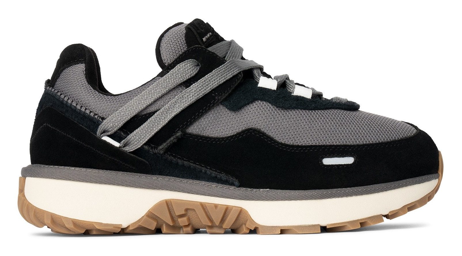 UGG RETROFI LOW Sneaker, Plateausneaker, Chunky Sneaker, Schnürschuh mit we günstig online kaufen