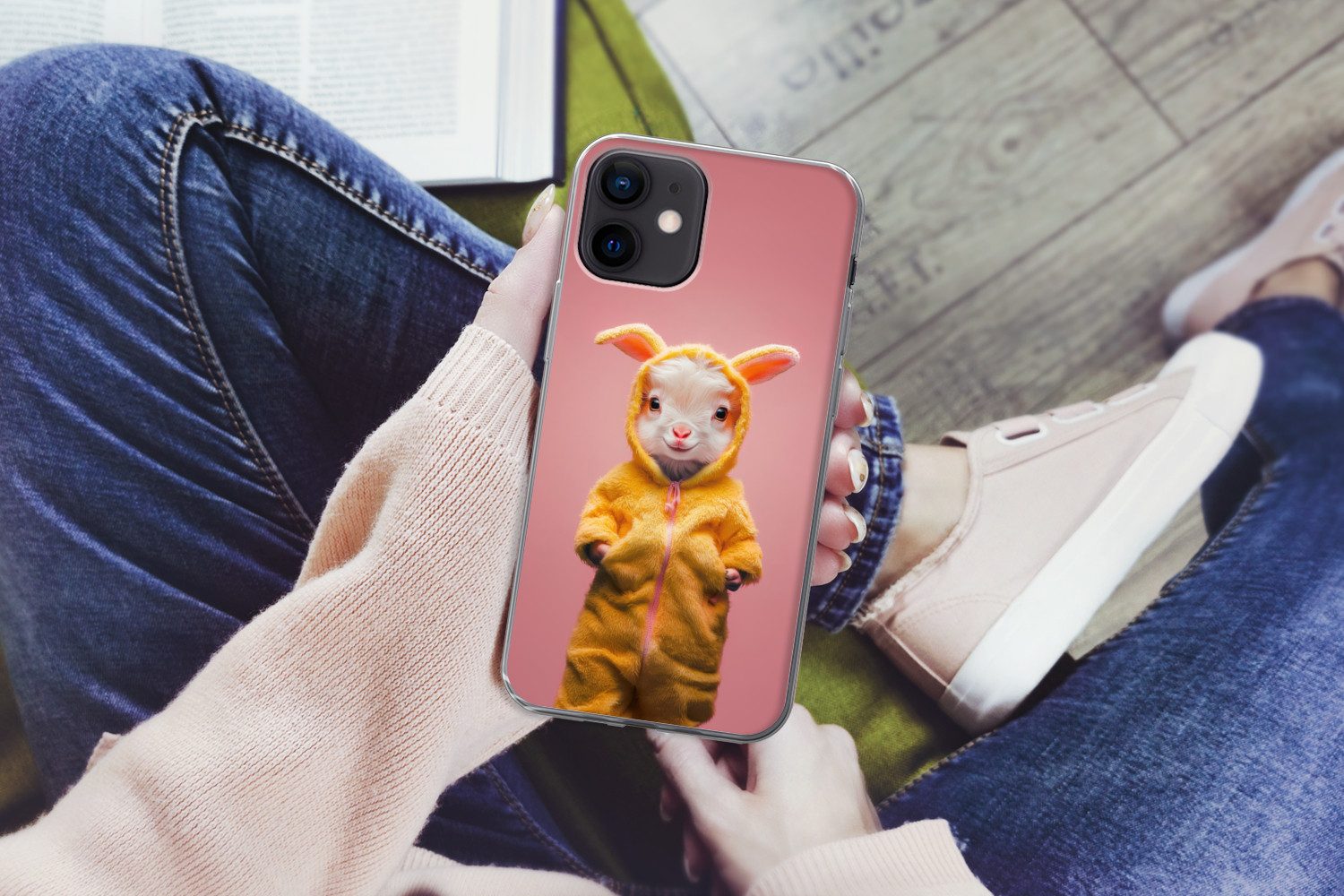 MuchoWow Handyhülle für Apple iPhone 12 Mini Kostüm - Ziege - Osterhase, Smartphone-Bumper, Print, Handy Schutzhülle Dünn