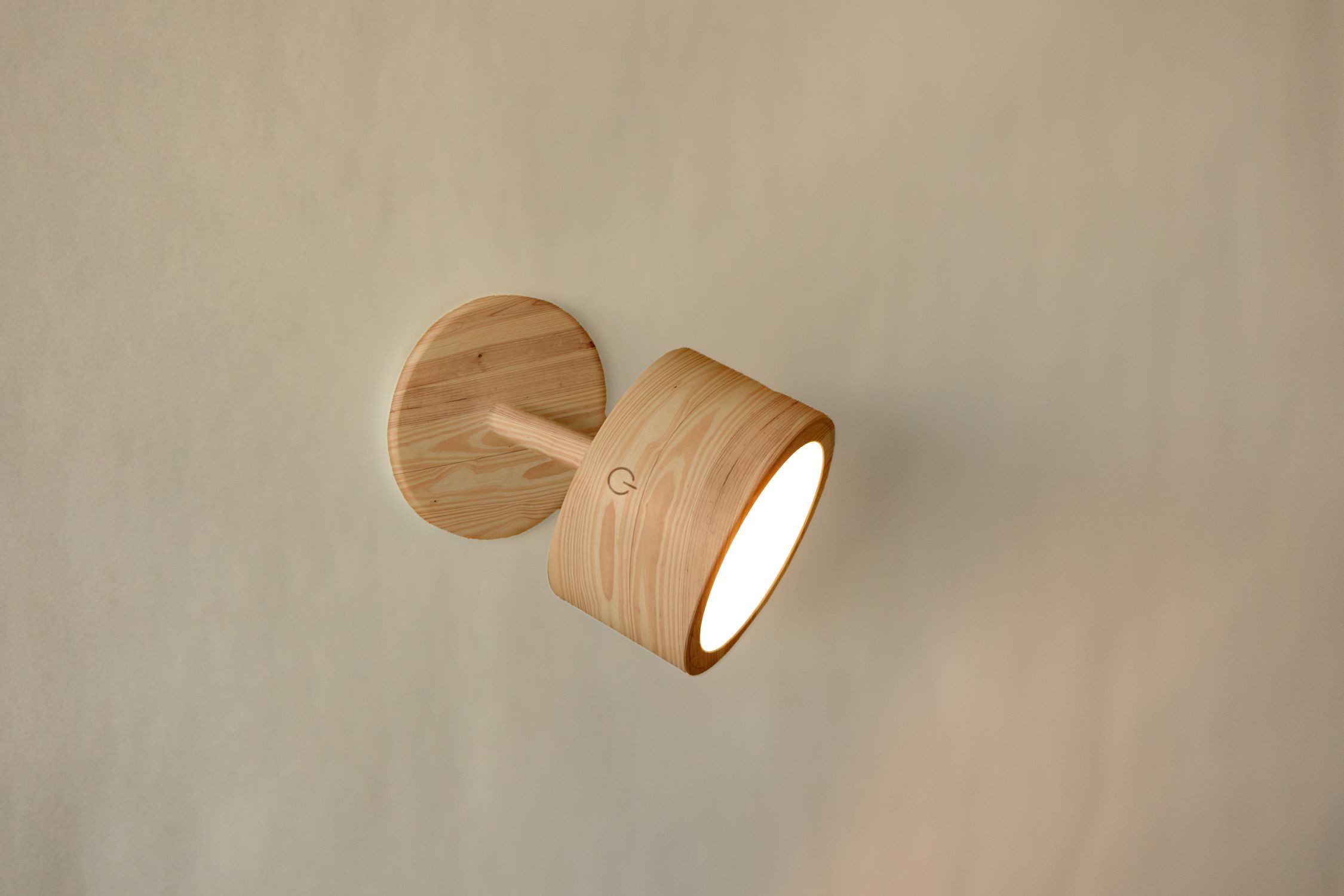 Licht-Erlebnisse Wandstrahler RHEYDT, LED fest integriert, Warmweiß, LED Dimmer Touch 3000 K warmweißes Licht 300 lm verstellbar Natur