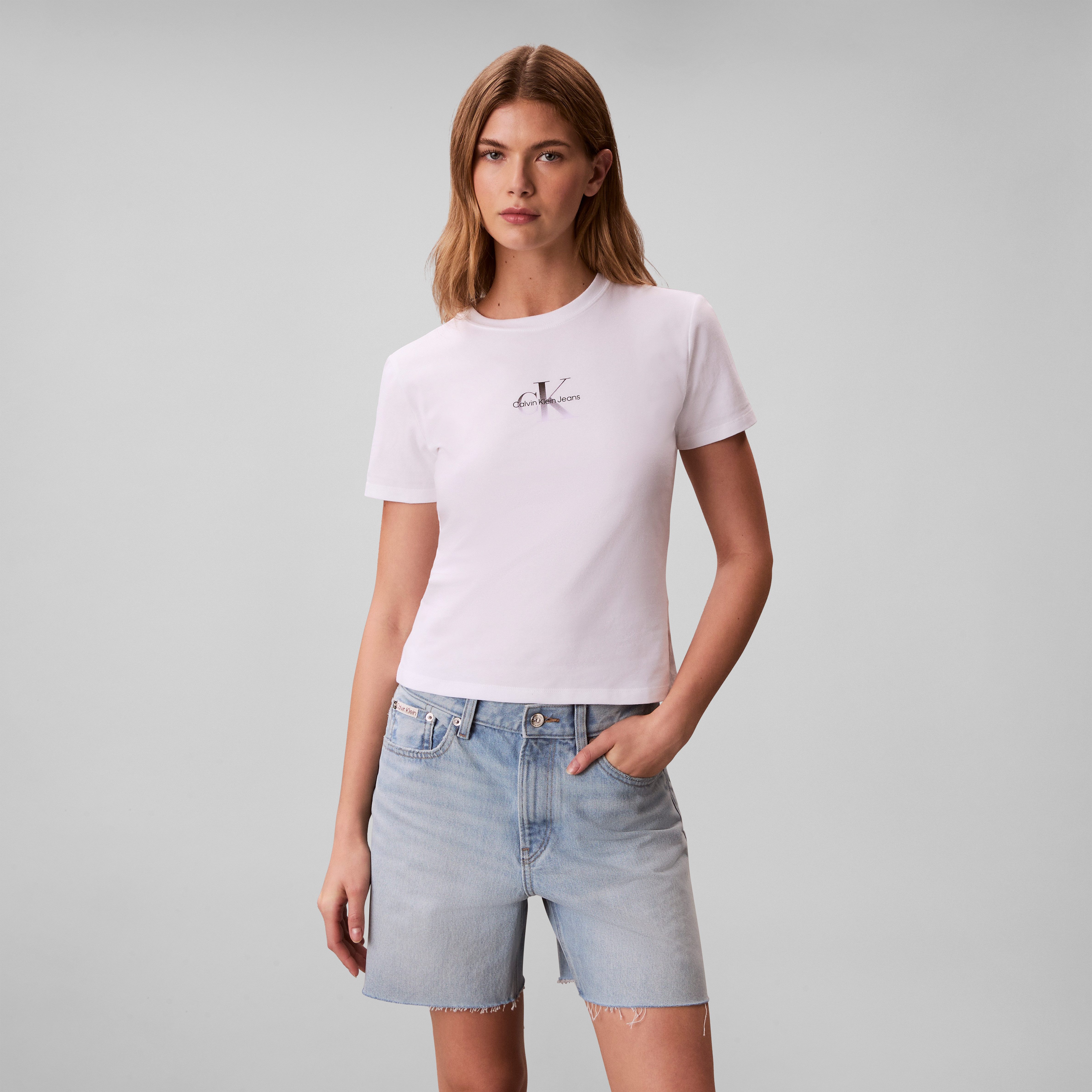 Calvin Klein Jeans T-Shirt GRADIENT MONOLOGO SLIM TEE Regular fit mit Rundhalsausschnitt
