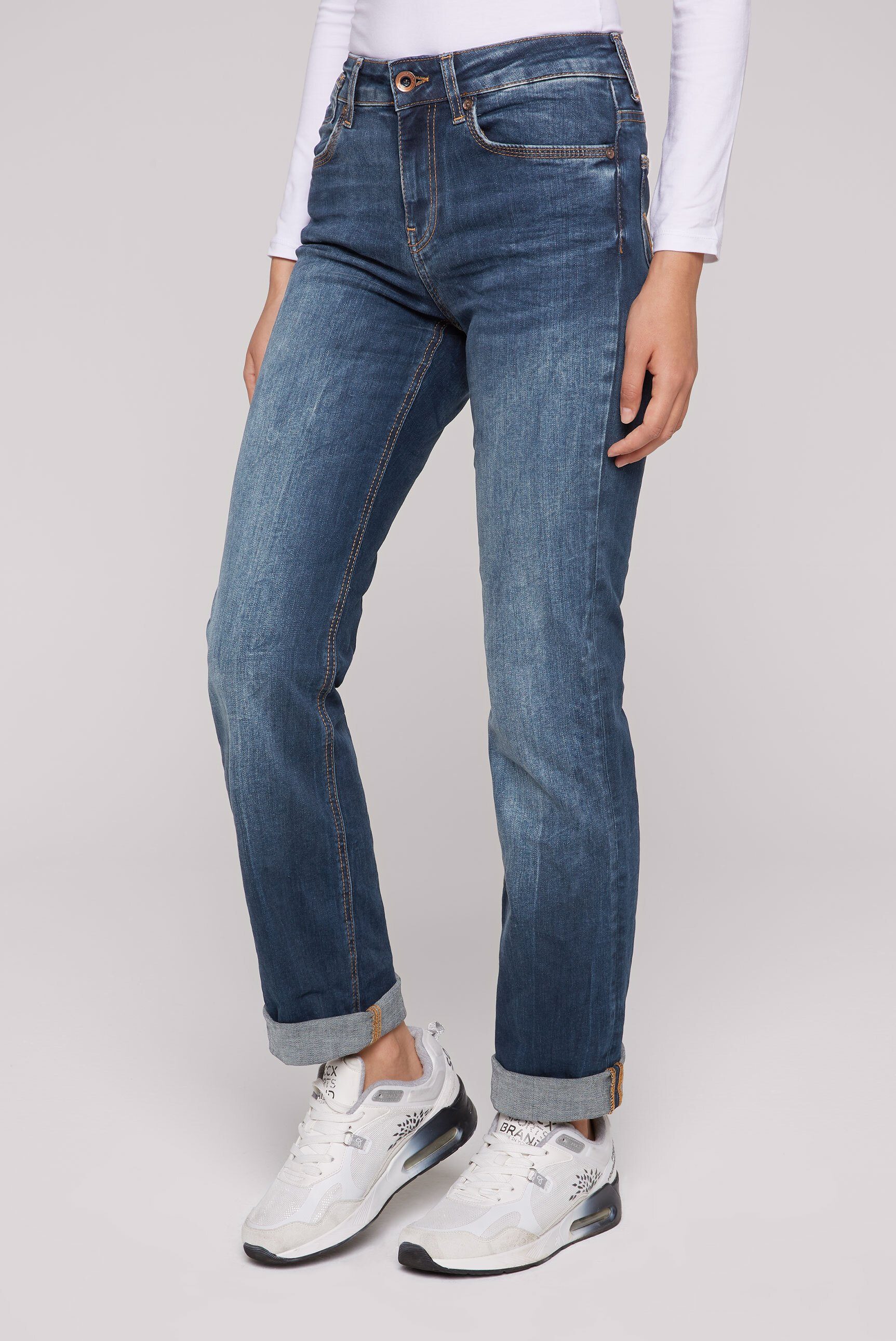 SOCCX Comfort-fit-Jeans Bleaching-Effekten mit