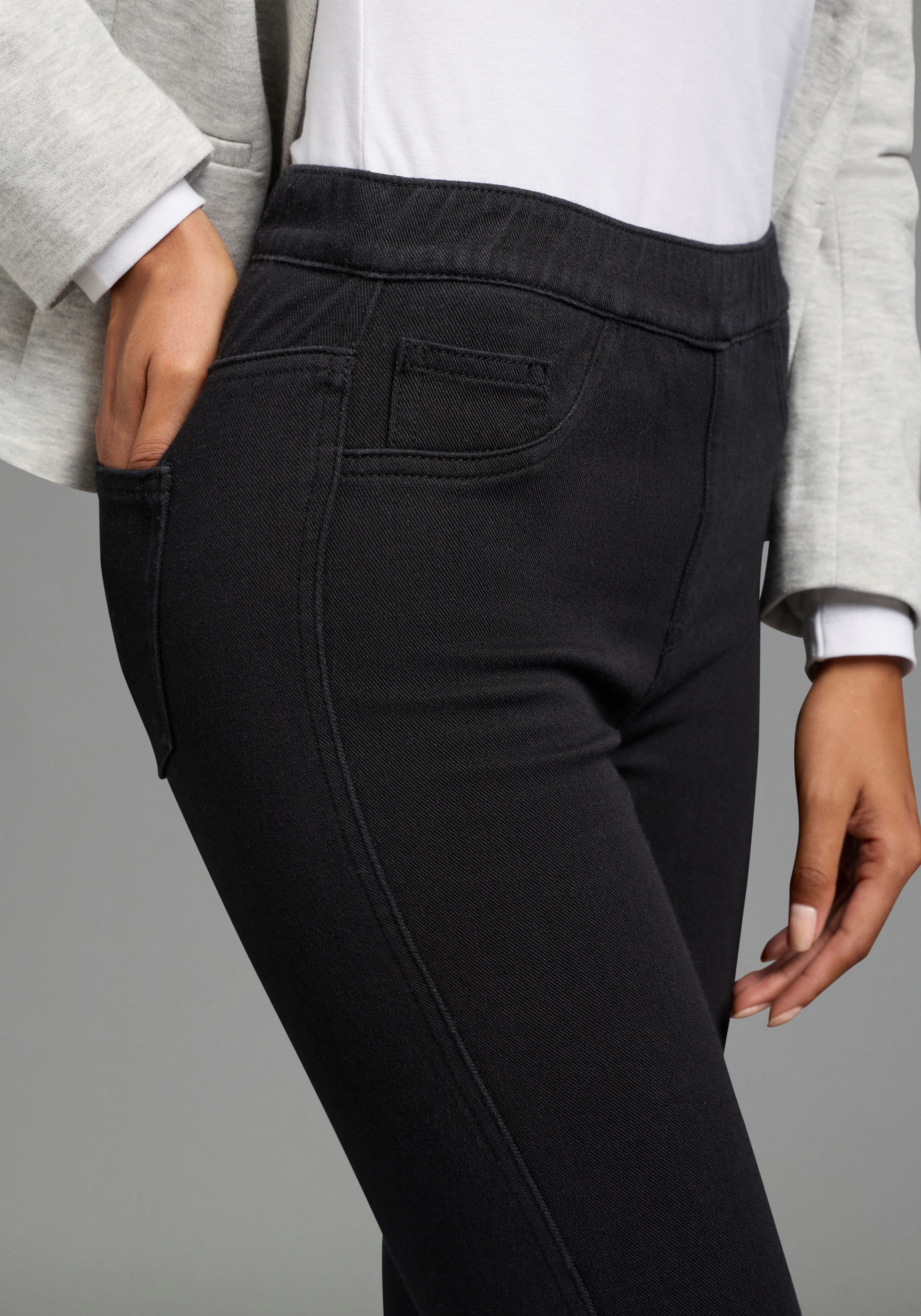 Arizona Jeansjeggings im 4 Way Stretch, Quer- und Längselastisch, Skinny Skinny Fit, extra enge Beinform, normale Leibhöhe, unifarbene Optik – Bild 3 von 5