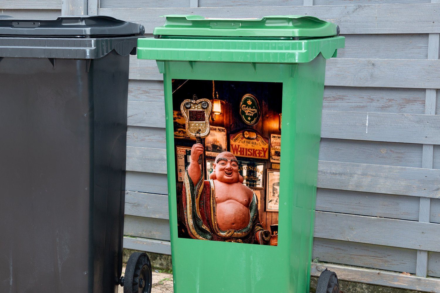 Wandsticker - Abfalbehälter Bild Buddha Mülltonne, Mülleimer-aufkleber, Sticker, MuchoWow St), - Container, (1 Bar