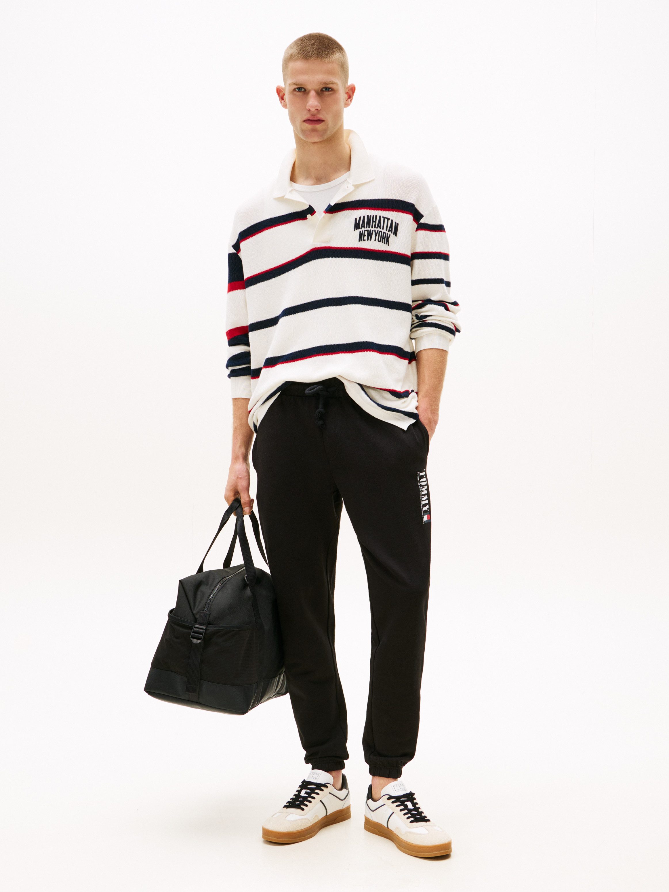 Tommy Jeans Sweathose TJM SLIM RWB DNA GRAPHIC PANT mit elastischem Bund, großer Logoprint