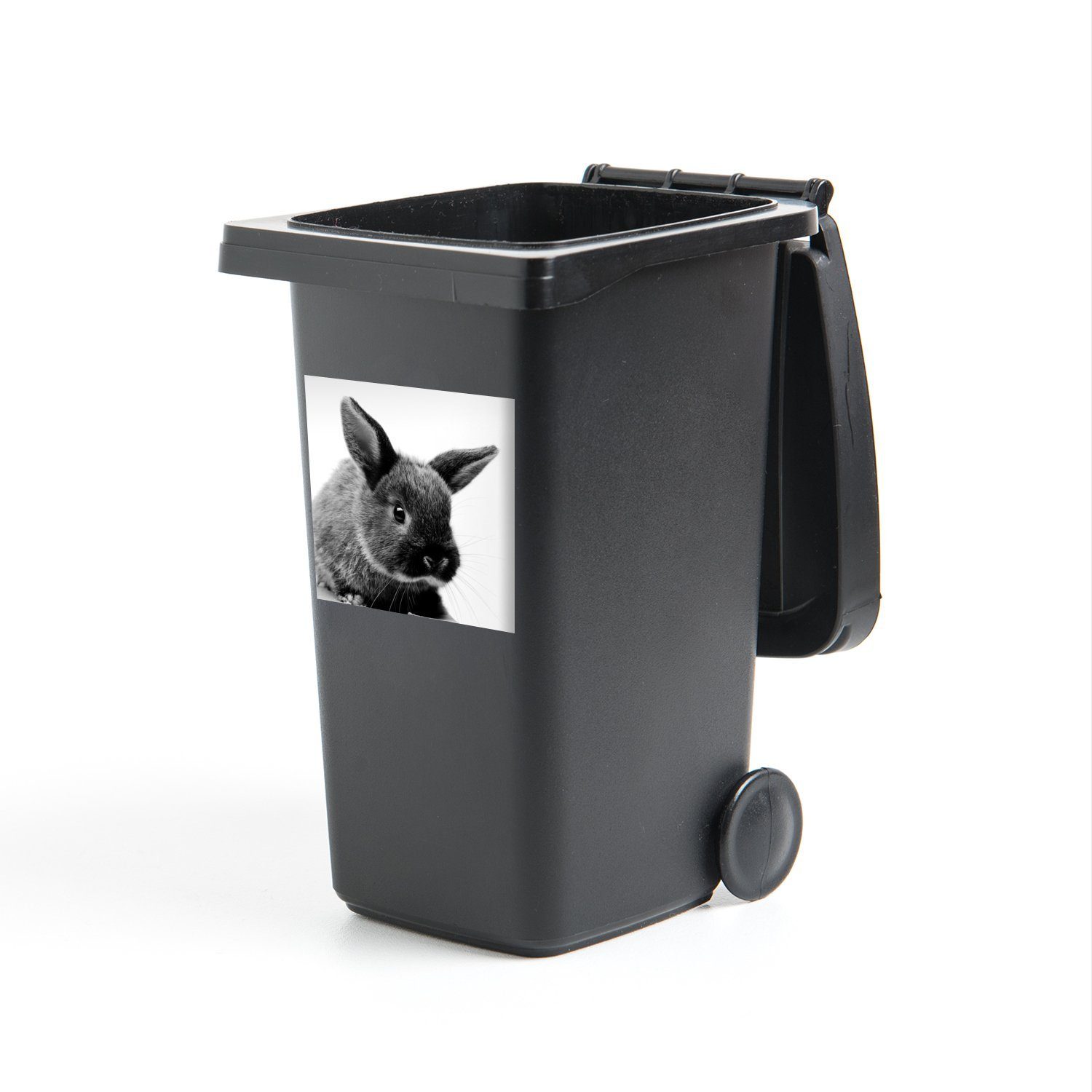 MuchoWow Wandsticker Porträt eines Kaninchens - schwarz und weiß (1 St), Mülleimer-aufkleber, Mülltonne, Sticker, Container, Abfalbehälter