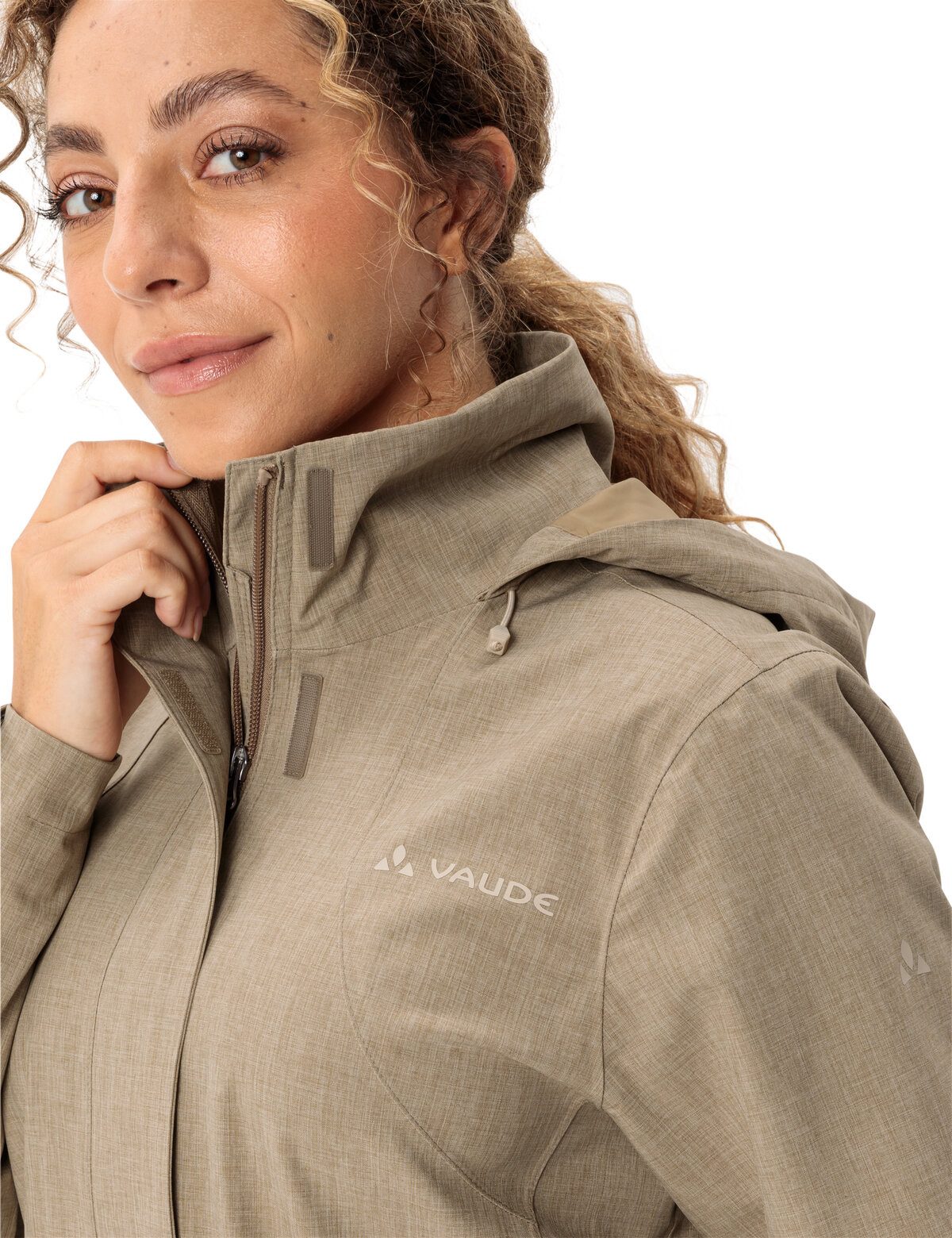 VAUDE Outdoorjacke Women's Rosemoor Jacket II mit abnehmbarer Kapuze, wasserabweisend, windabweisend, atmungsaktiv