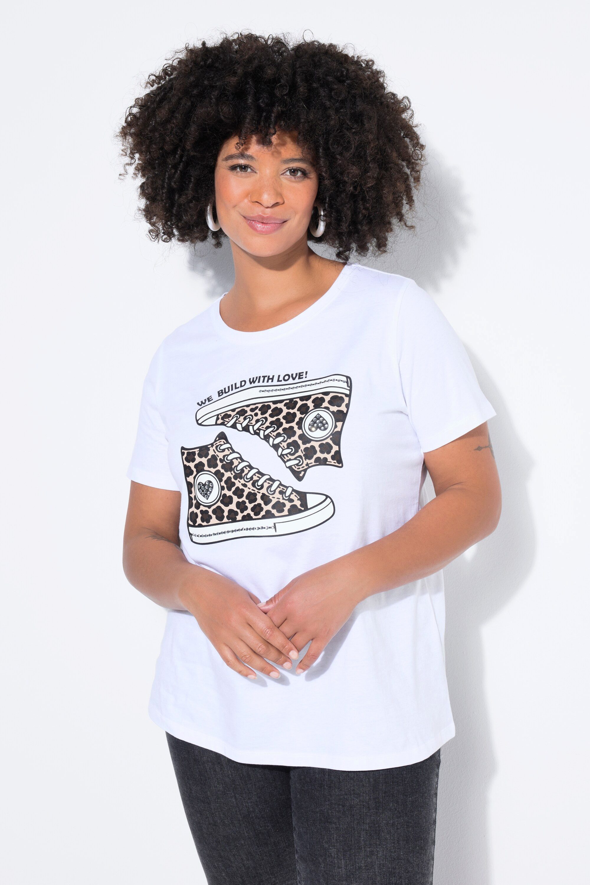 T-Shirt T-Shirt Komfort Fit Sneaker-Motiv Halbarm
