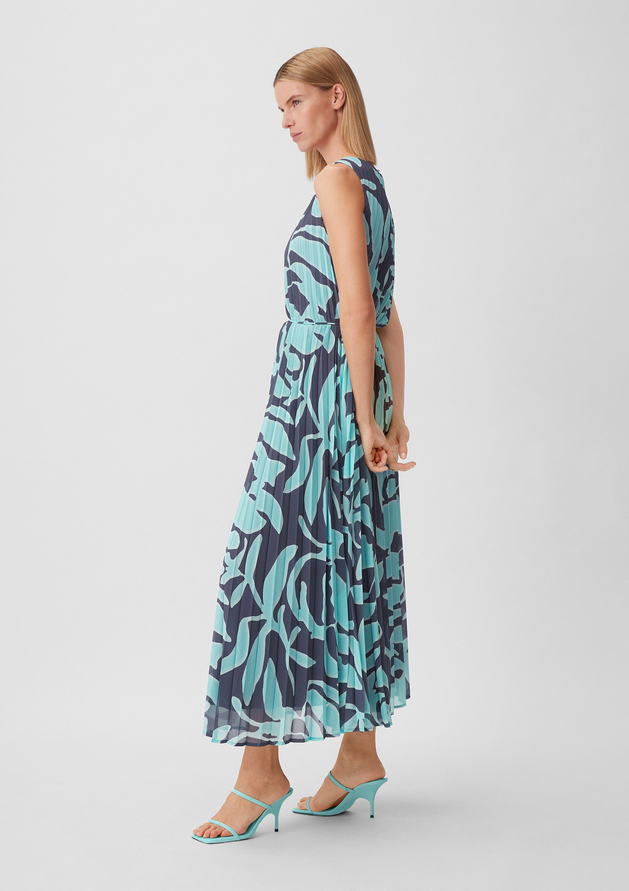 comma Maxikleid Kleid Chiffonkleid mit Plisseefalten