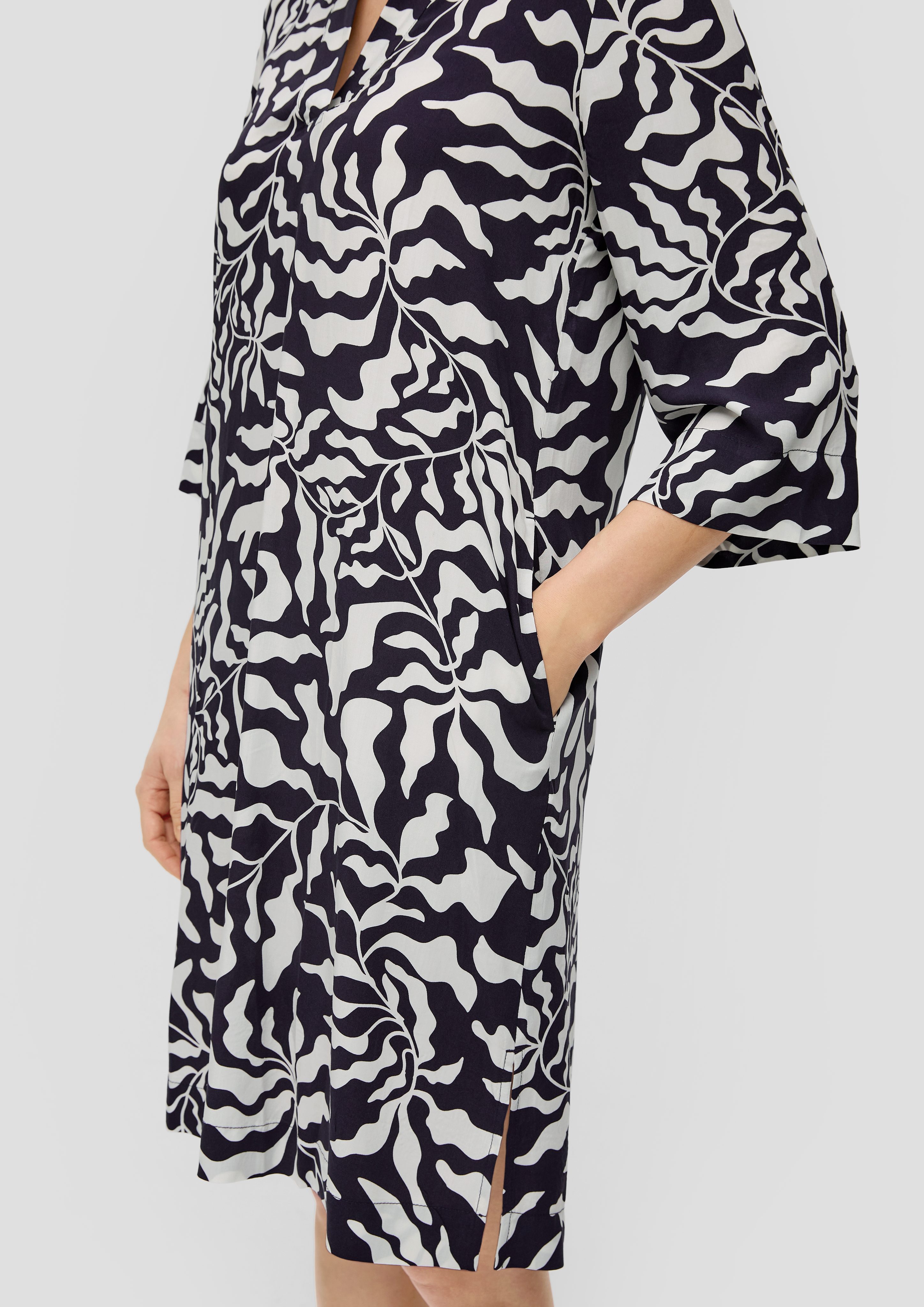 s.Oliver Maxikleid Blusenkleid aus Viskose günstig online kaufen