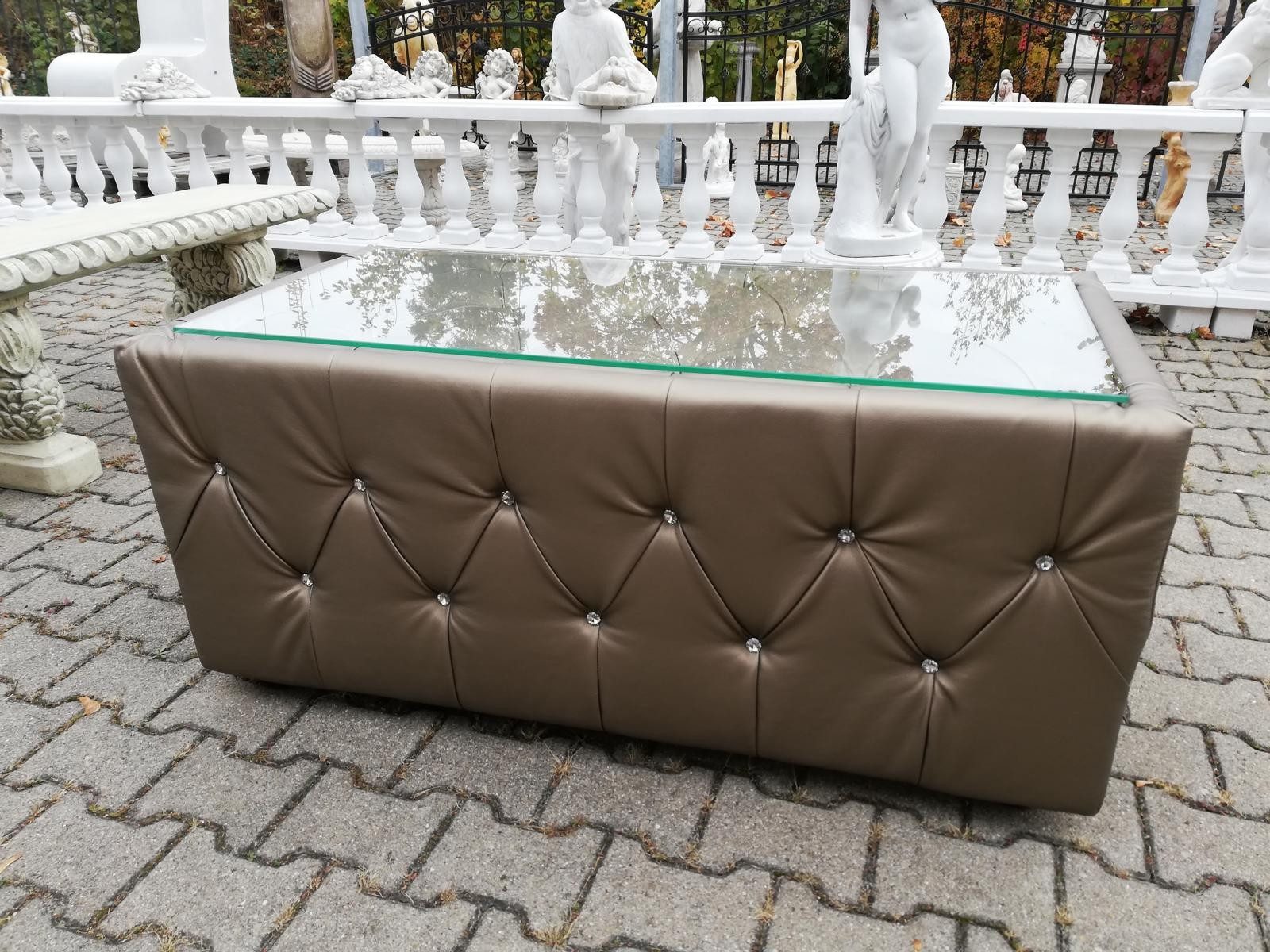 Xlmoebel Couchtisch Design Glastisch Chesterfield mit Swarovski und Goldakzenten, Made in Europa