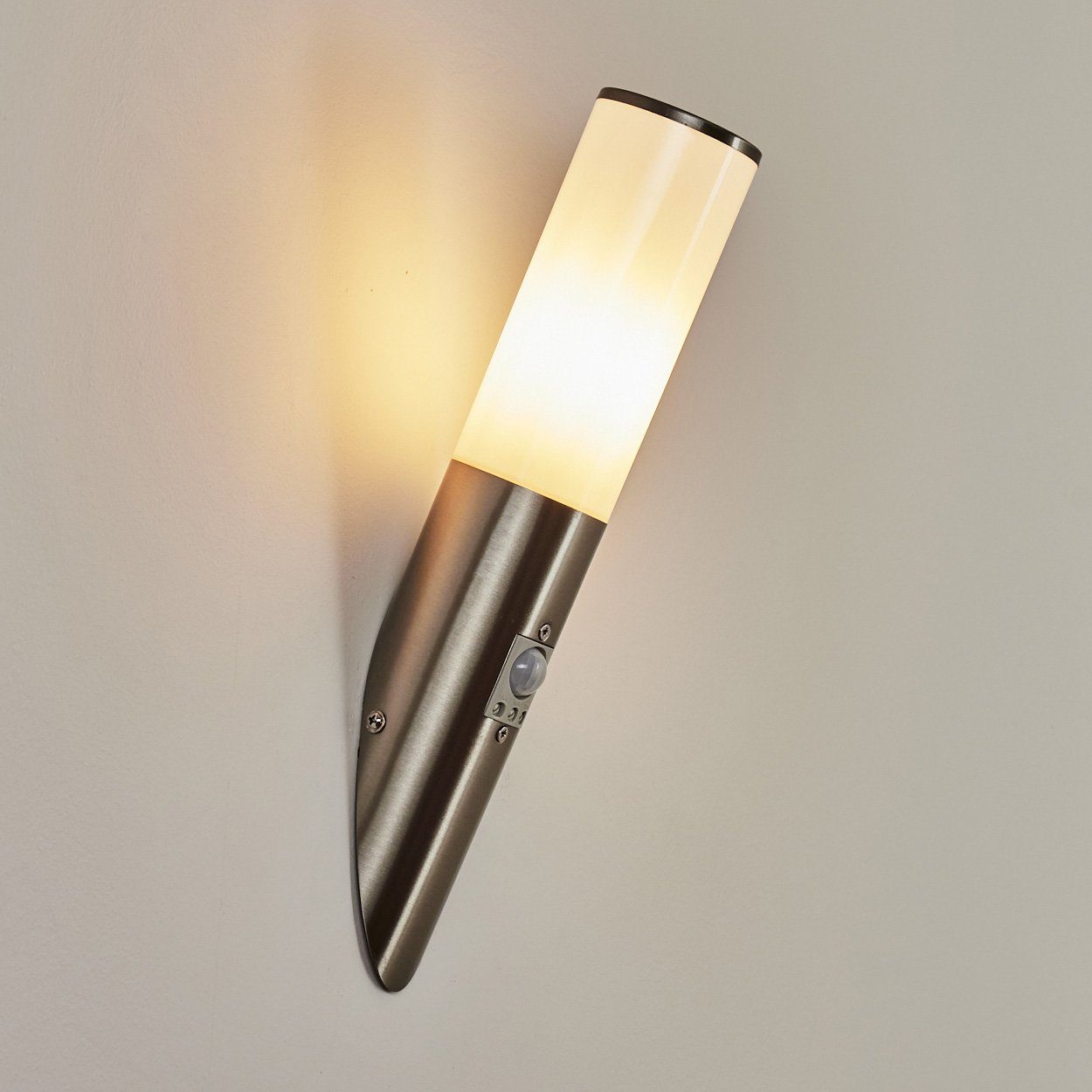 Wandlampe in moderne »Zogno« Nickel-matt/Weiß, Bewegungsmelder Pollerleuchte aus hofstein Außenleuchte E27, Leuchtmittel, Metall/Kunststoff ohne IP44 m.
