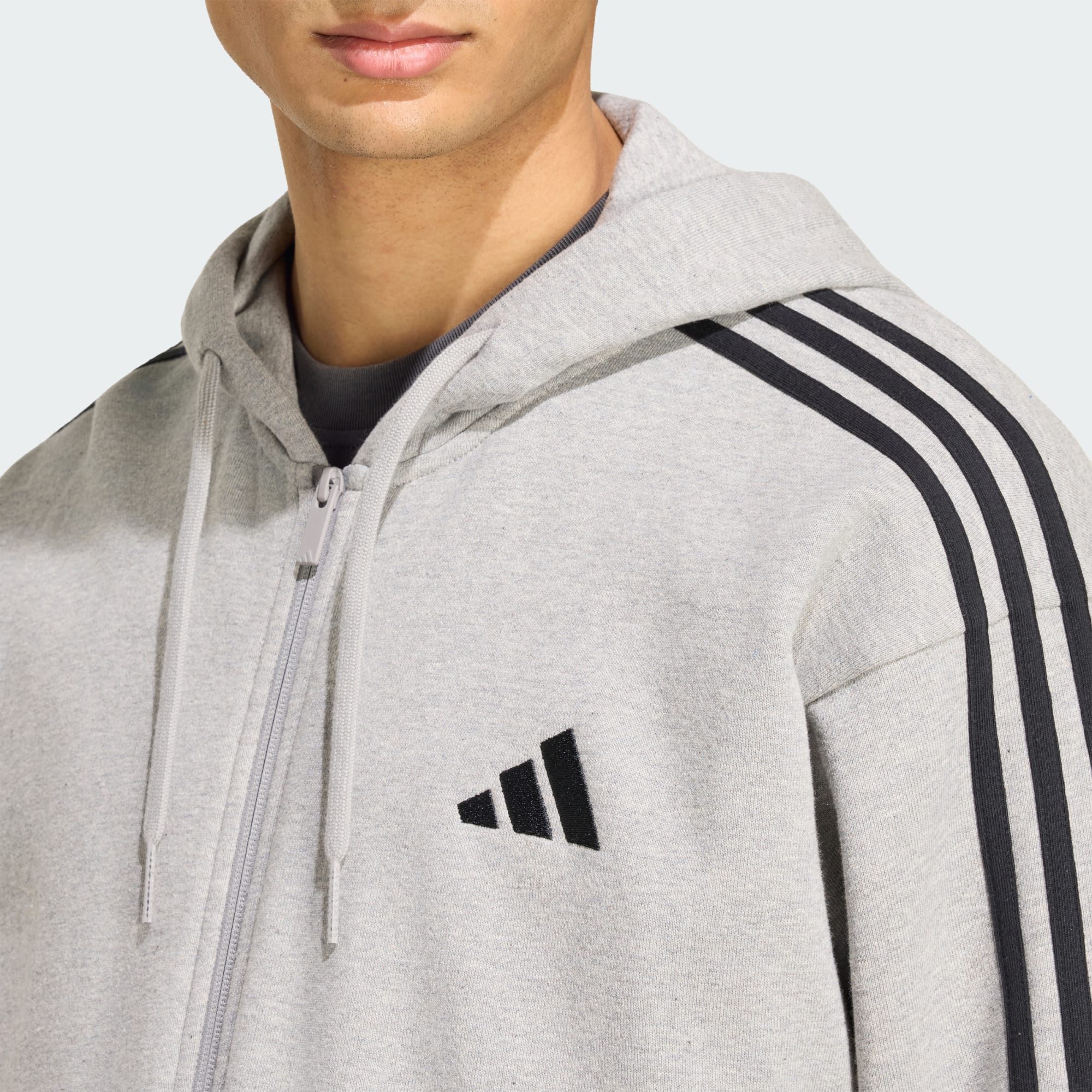 adidas Sportswear Funktionsjacke ESSENTIALS 3-STREIFEN FRENCH TERRY KAPUZENJACKE (1-St) – Bild 4 von 5
