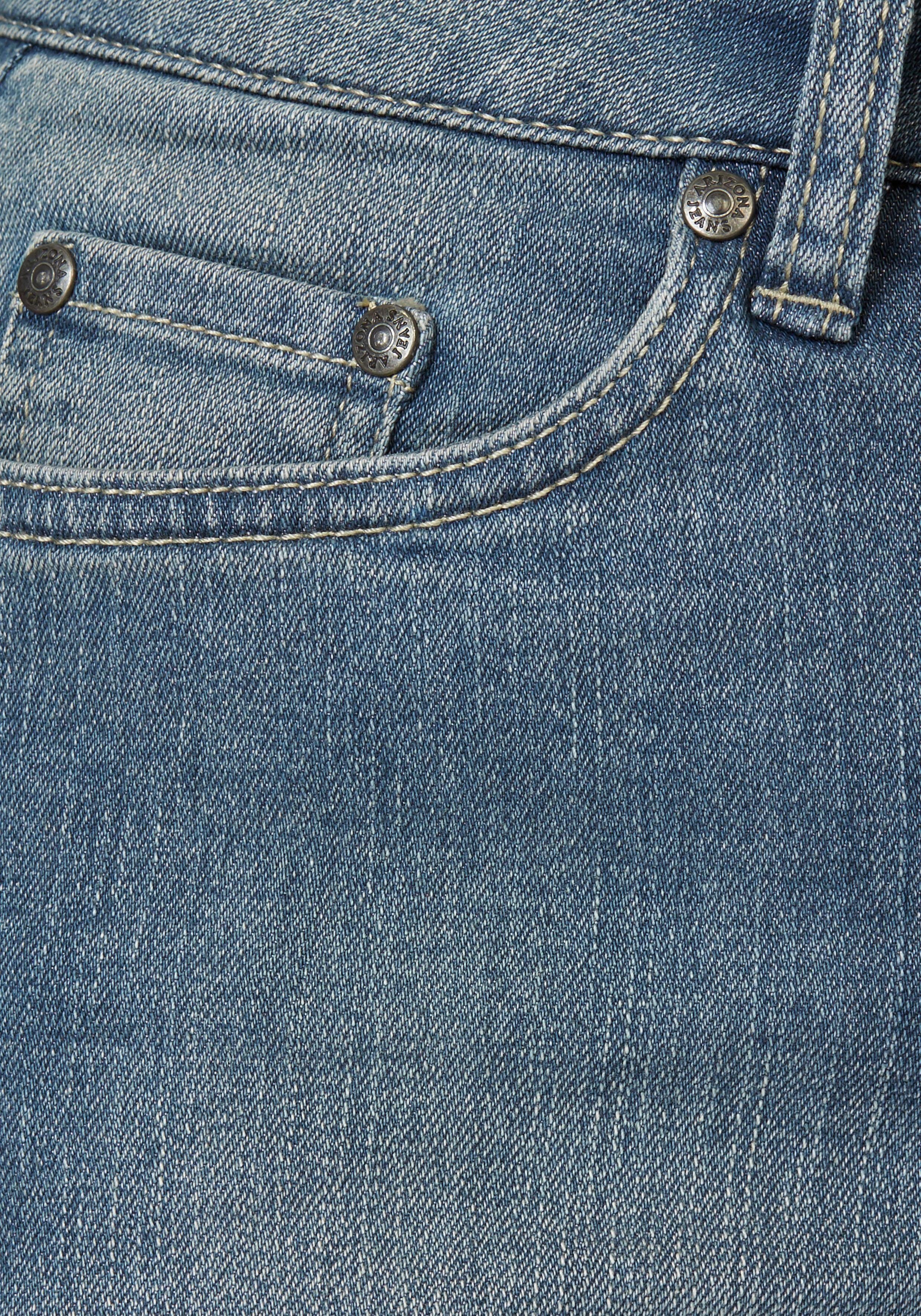 Arizona Jeansbermudas schmale Passform, krempelbarer Saum, Usedwaschung, hohe Leibhöhe