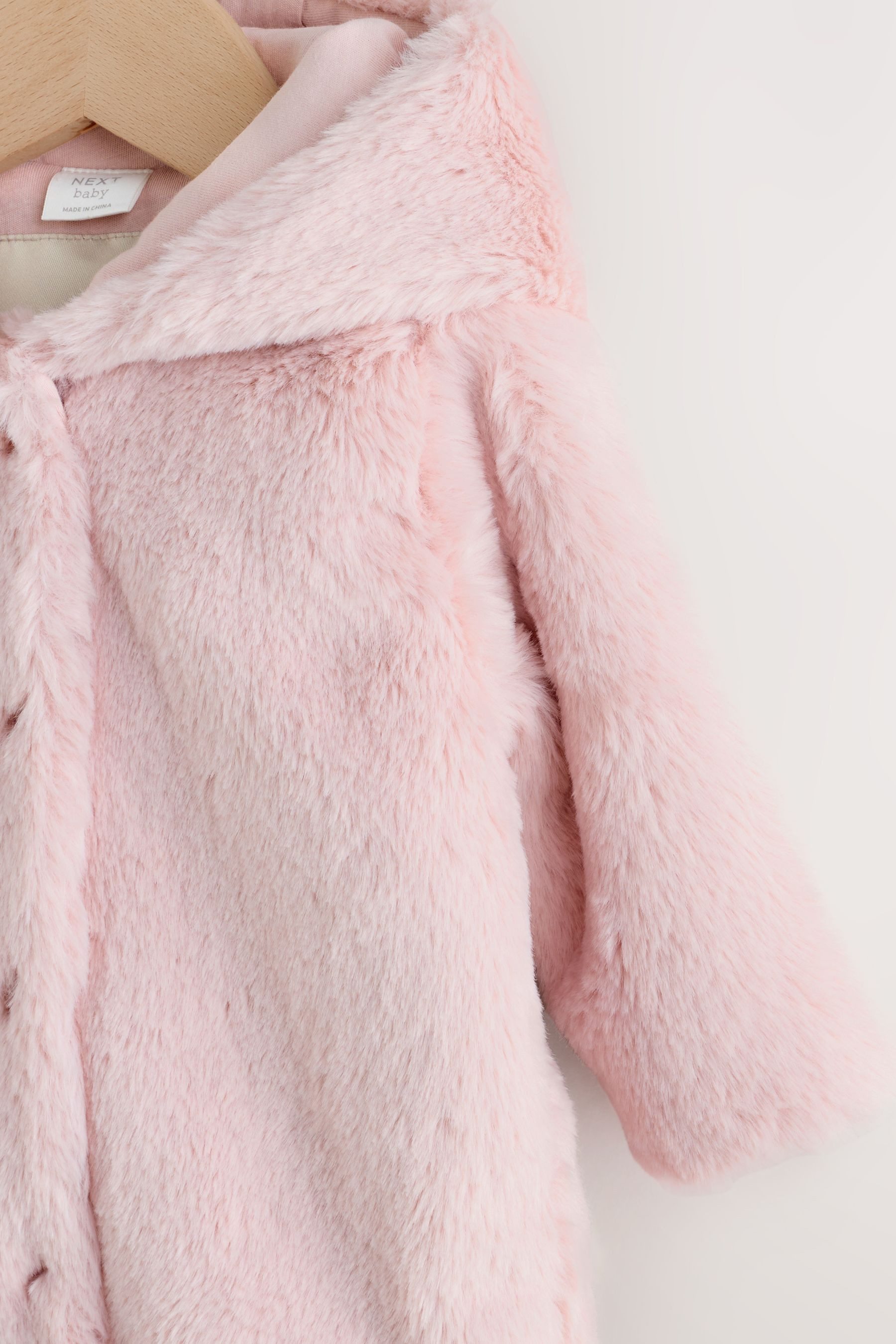 Next Fellimitatmantel Baby Jacke mit Kunstfell und Kapuze (1-tlg)