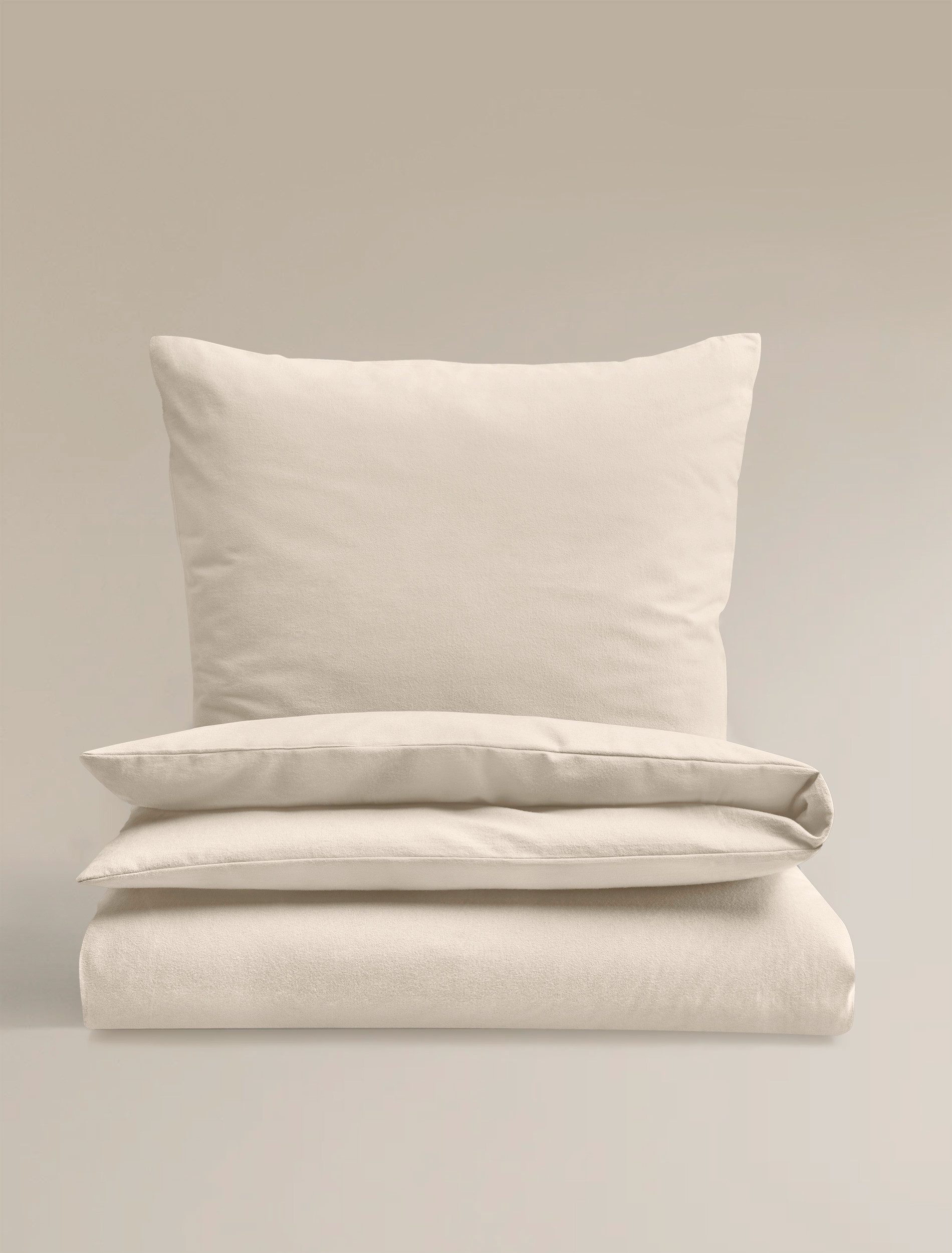 BIERBAUM Постельное белье Biber Uni, Biber, 2 teilig, Schlichtes Unidesign: Zeitlos und stilvoll für jedes Schlafzimmer