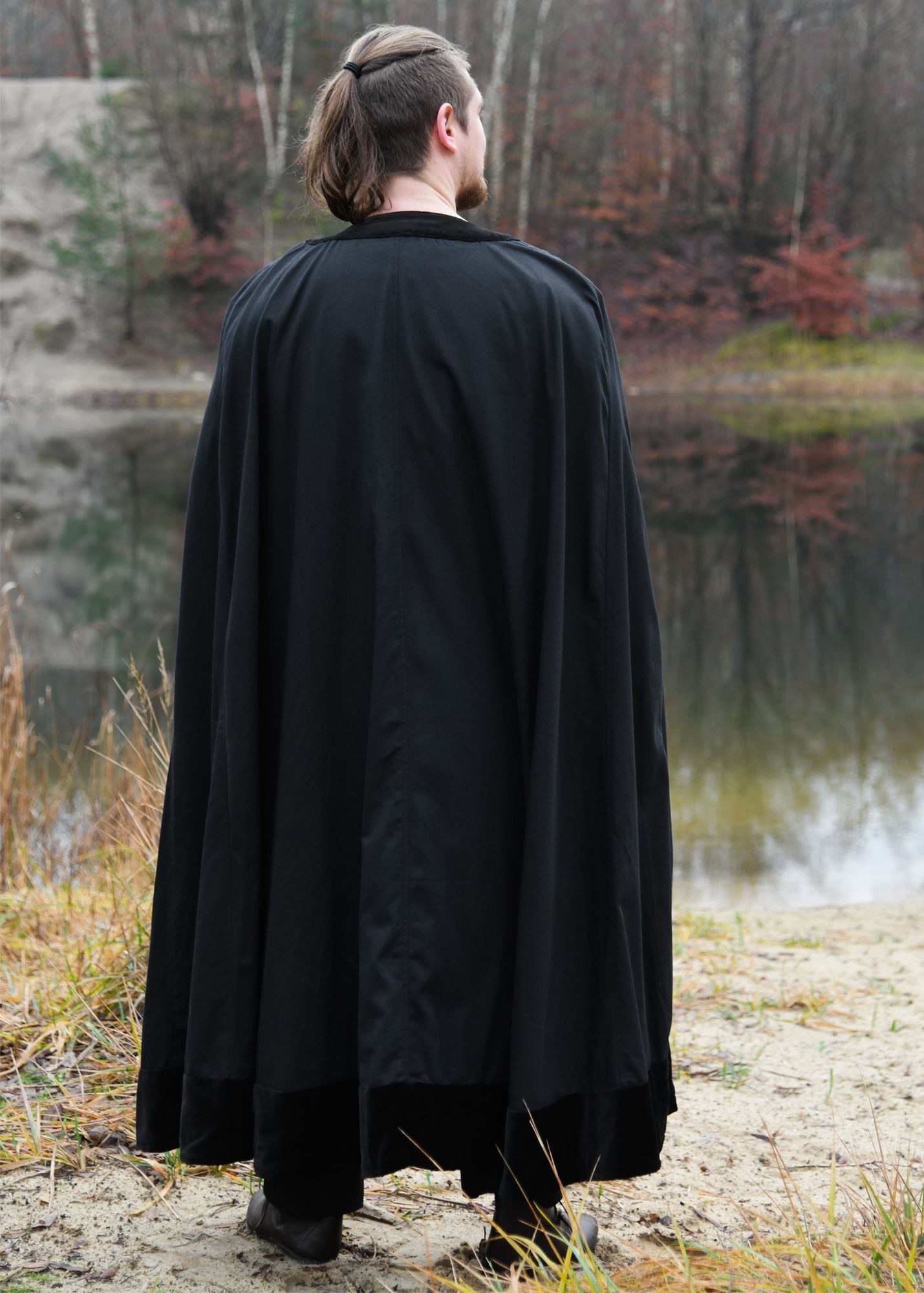 Battle Merchant Kostüm Mittelalter Umhang mit Samt-Besatz, schwarz