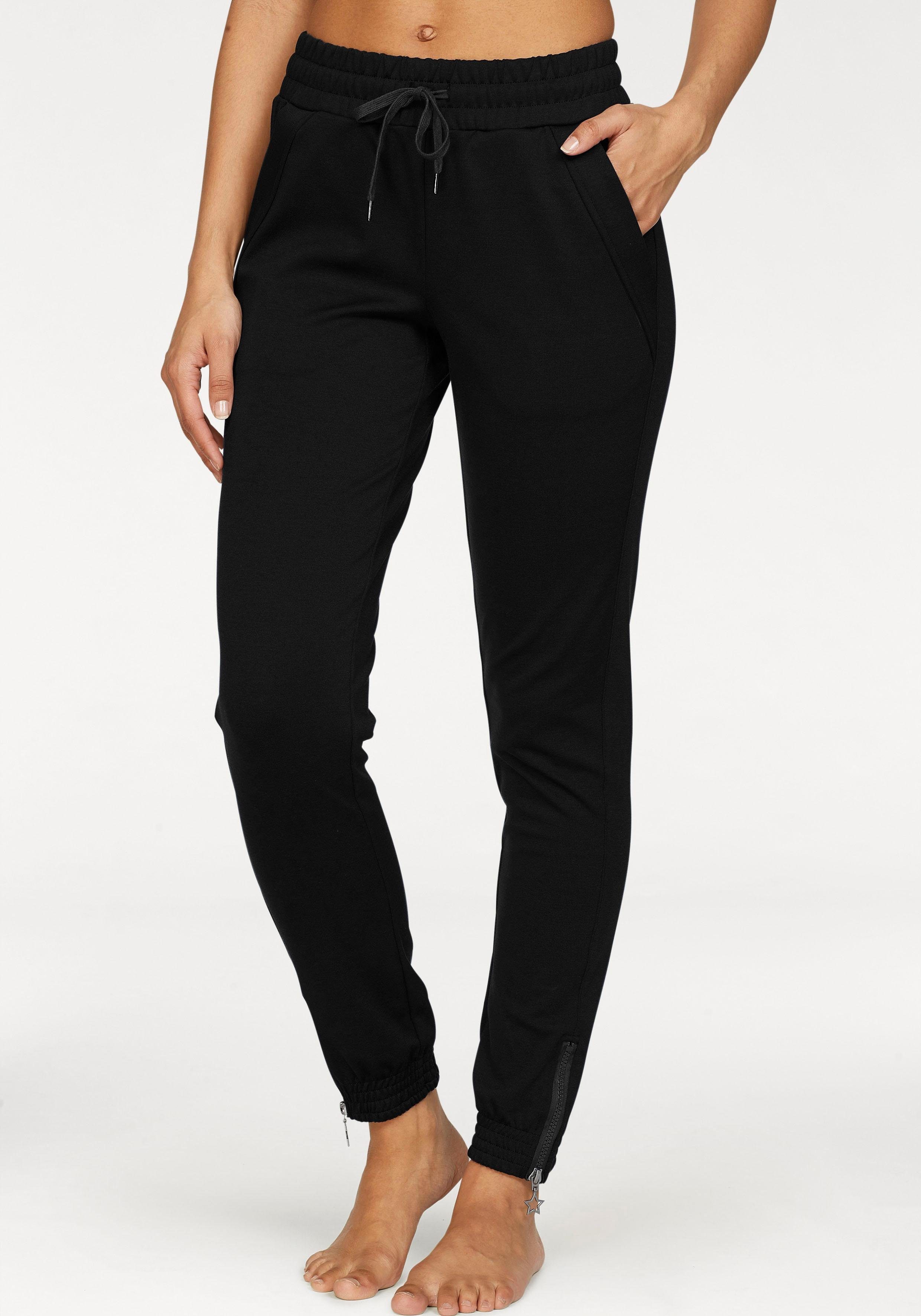 Bench. Loungewear Relaxhose mit schmalem Bein und Zipper am Saum, Loungewear