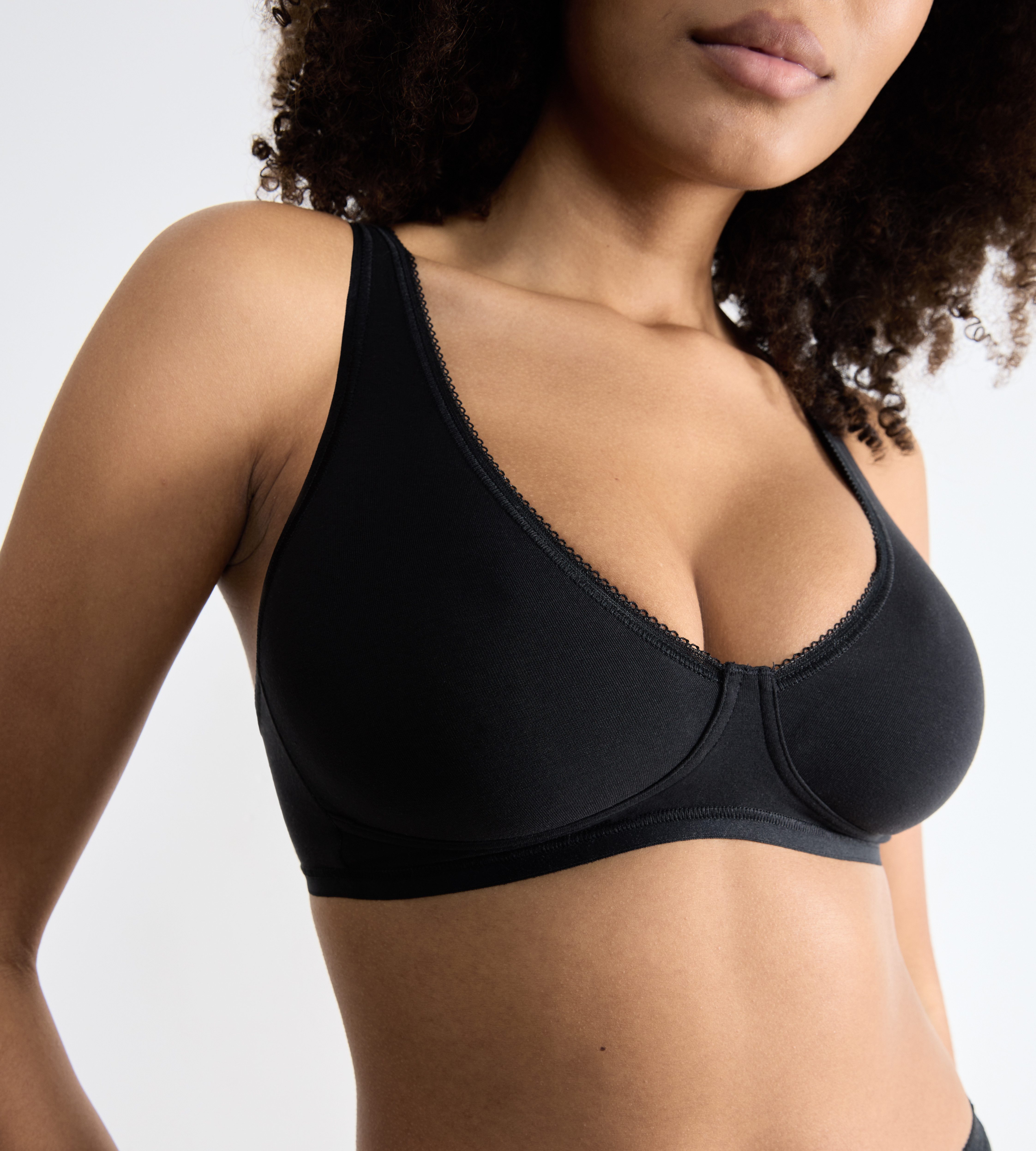 sloggi Soft-BH Basic+ perfekter Sitz, ohne Bügel, ohne Einlagen, tiefer V-Ausschnitt