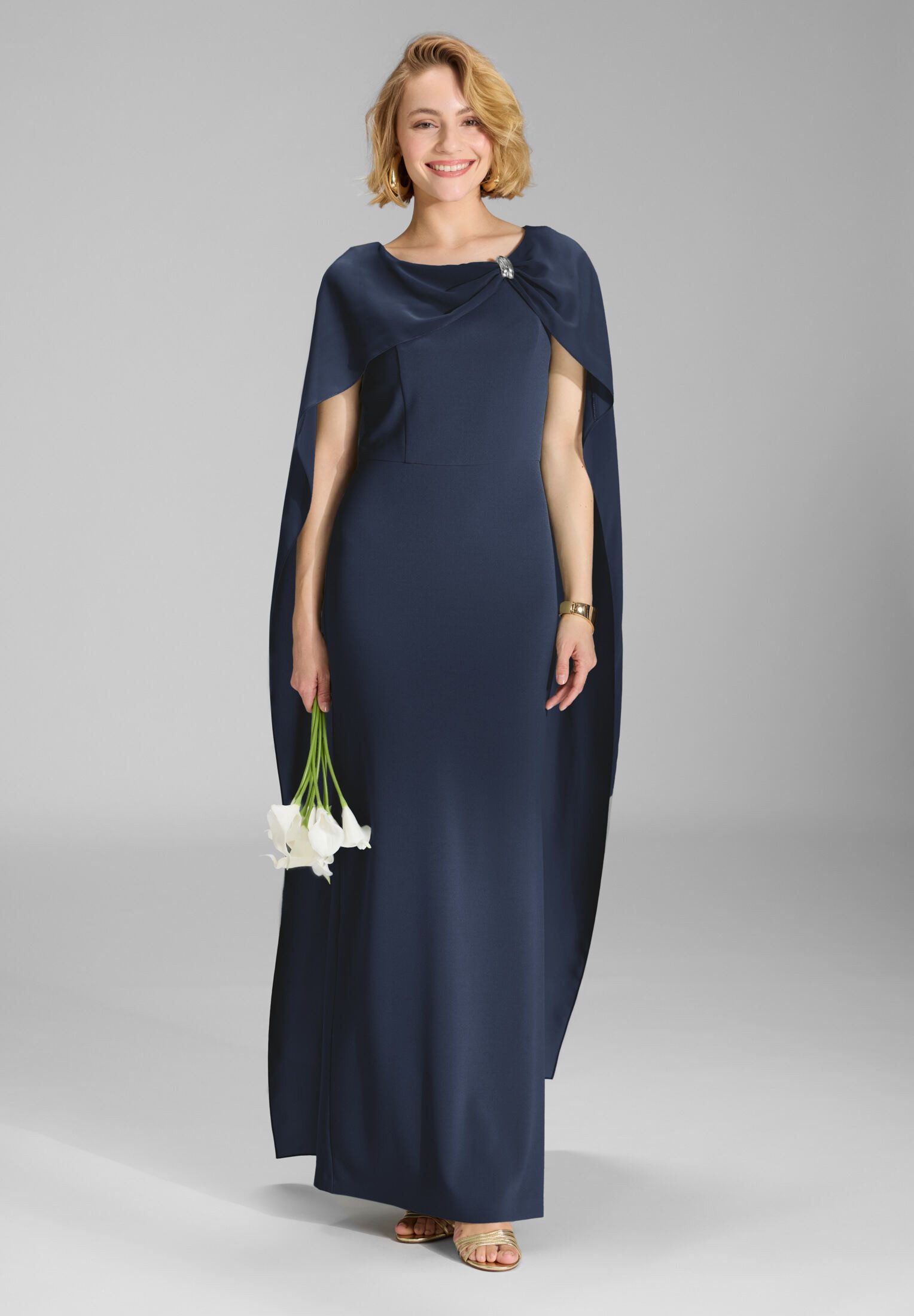 SWING Abendkleid Figurbetonte Passform