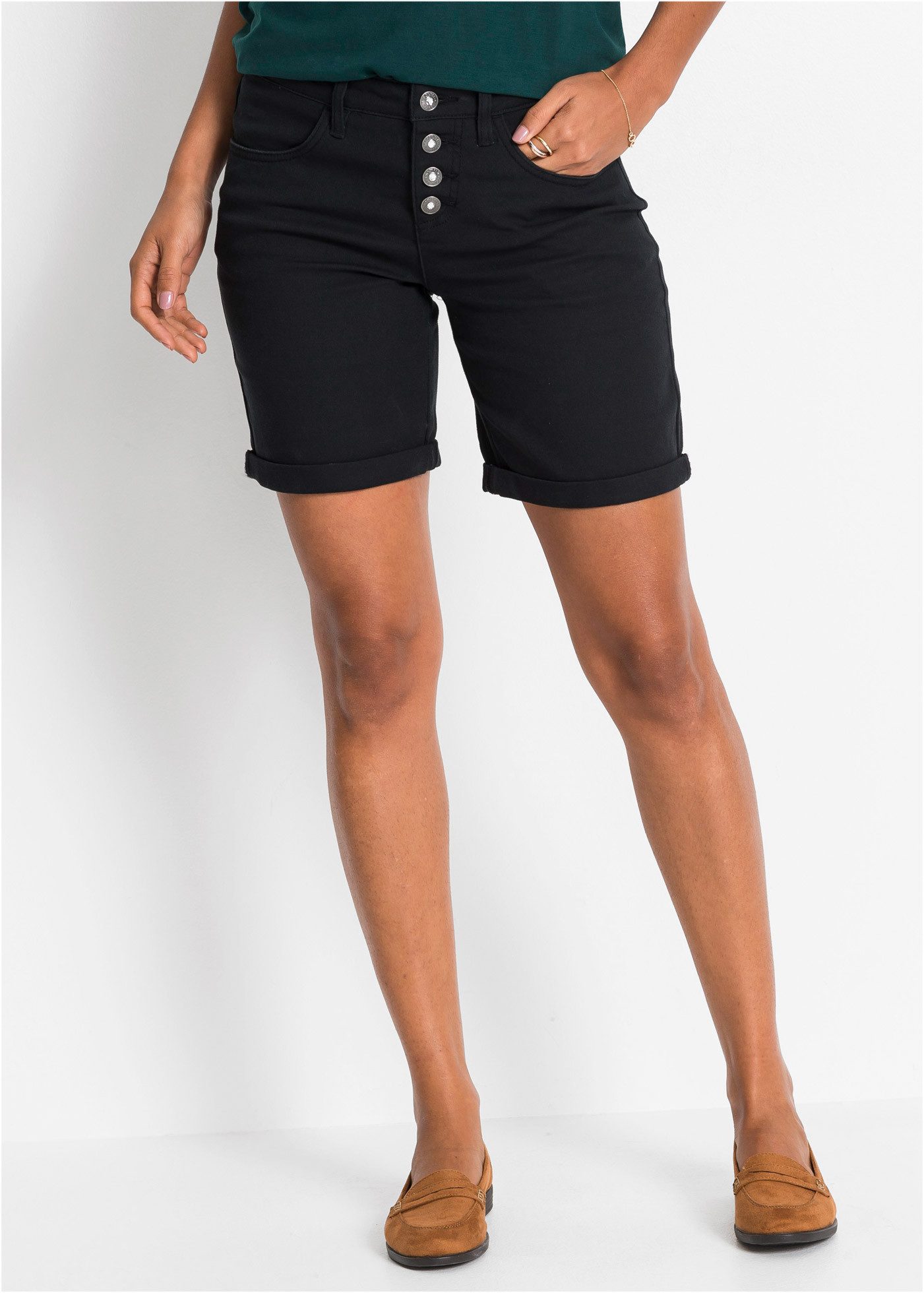 bonprix Bermudas Skinny Fit, aus Stretch-Material, mit modischer Knopfleiste