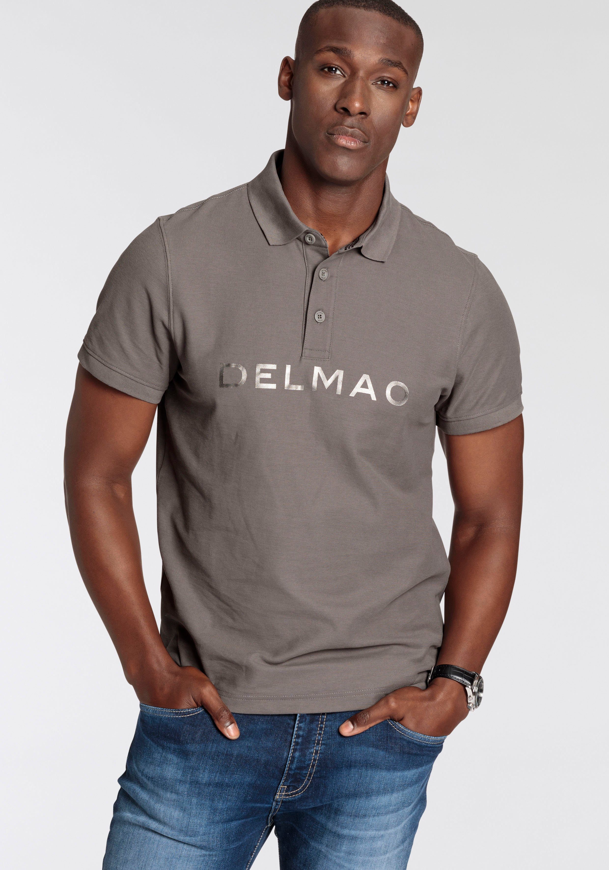 DELMAO Poloshirt Kurzarm, mit Rippbündchen, mit Print, Polokragen, aus Baumwolle. Reduzierter Preis € 12,25. Unverbindliche Preisempfehlung € 24,99, (€ 12,25 pro 1 Stk)