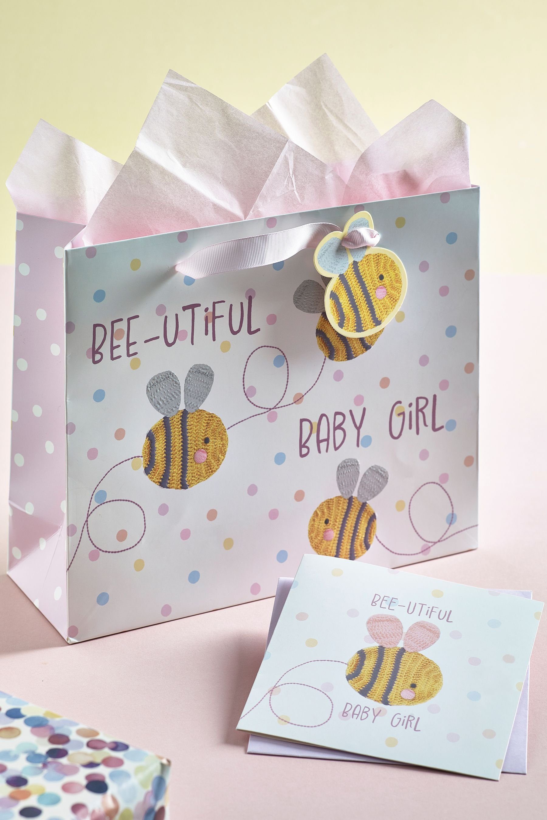 Next Geschenkpapier Baby und Girl Set, Karte (1St) im Geschenktasche Biene