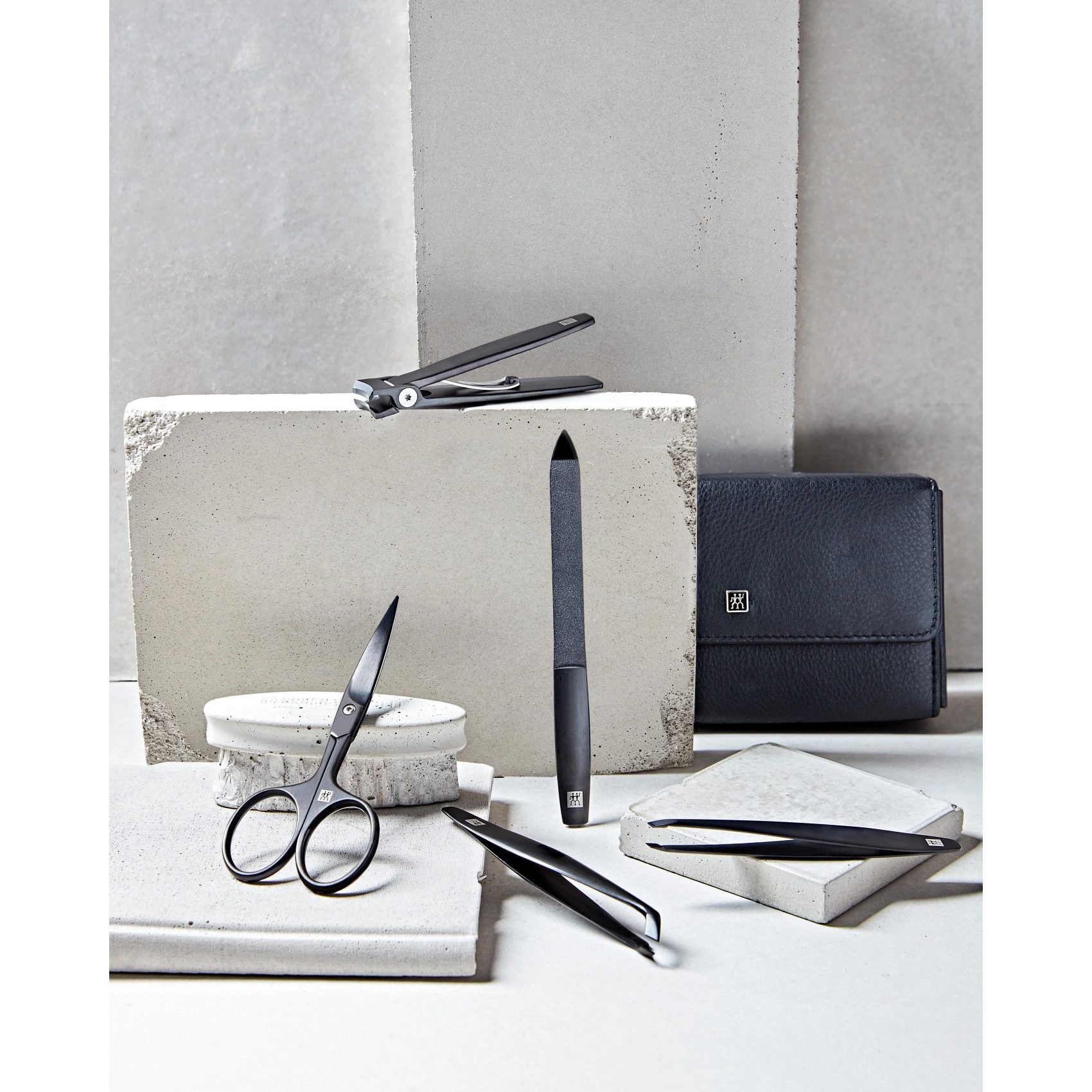 Zwilling Maniküre-Pediküre-Set Zwilling Maniküre Pediküre Set 5tlg. mit Nagelknipser, Leder, schwarz, 3-tlg.