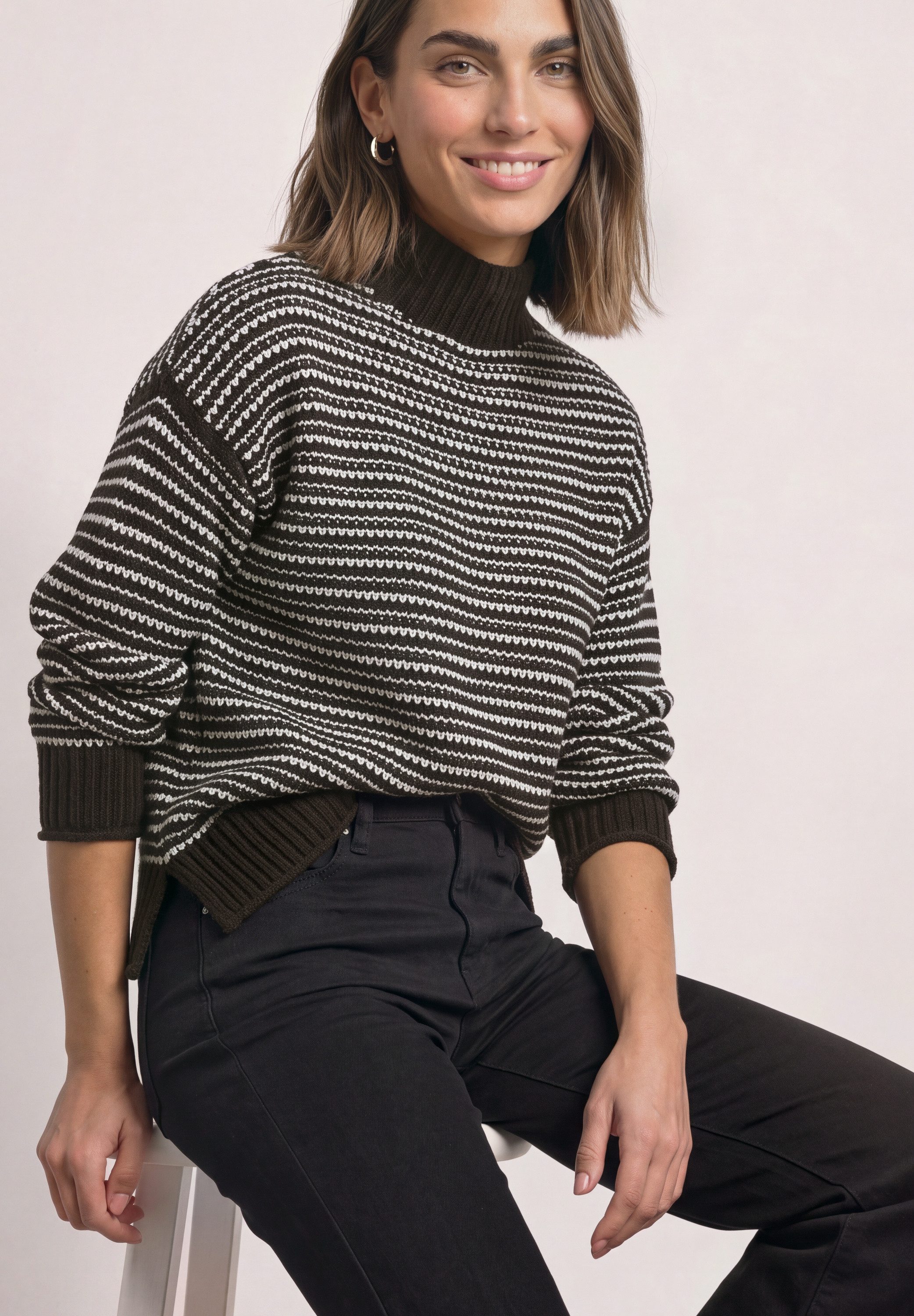 STREET ONE Strickpullover mit Turtle Neck und Streifenmuster