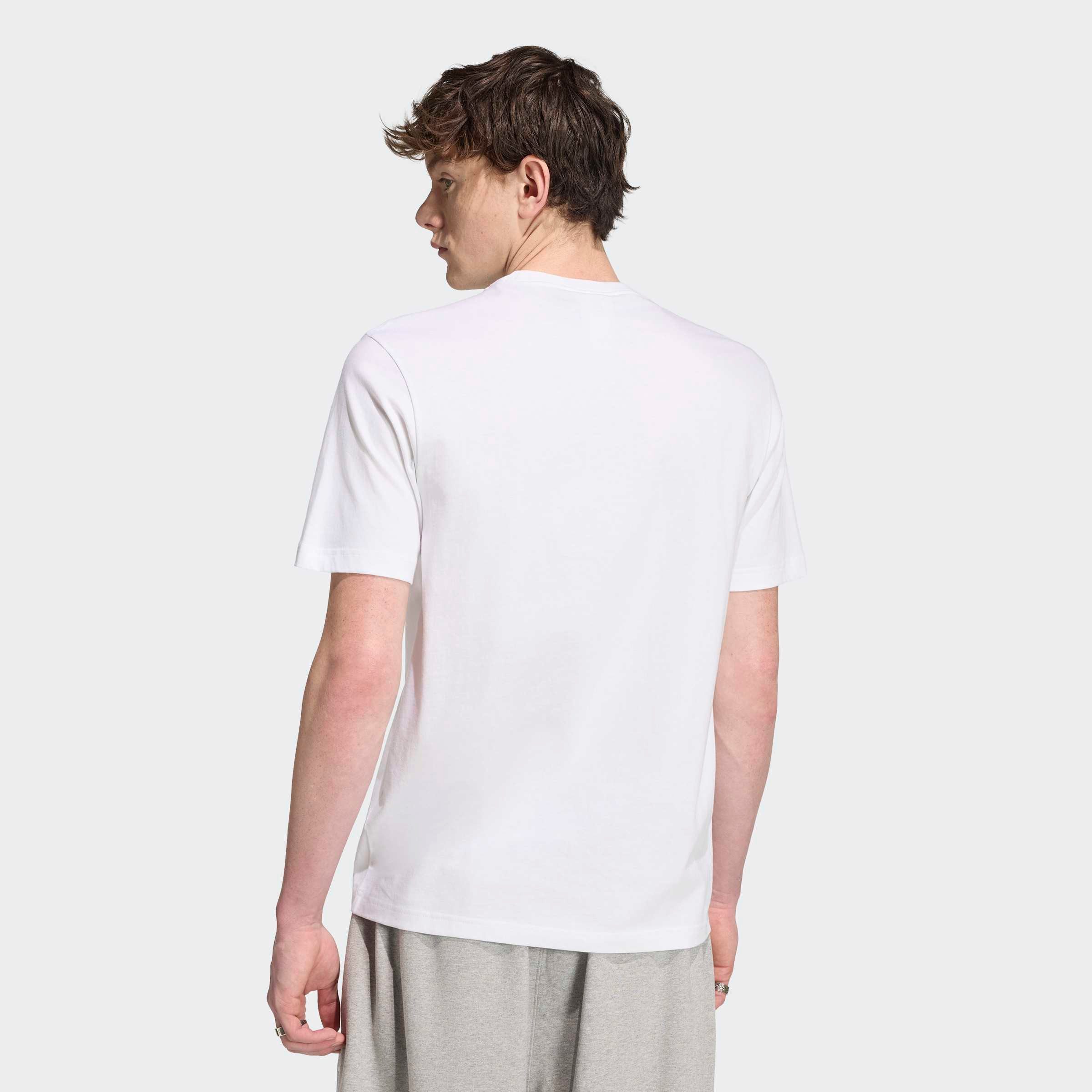 adidas Originals T-Shirt TREFOIL ESSENTIALS mit Rundhalsausschnitt, ohne Verschluss, aus Baumwolle