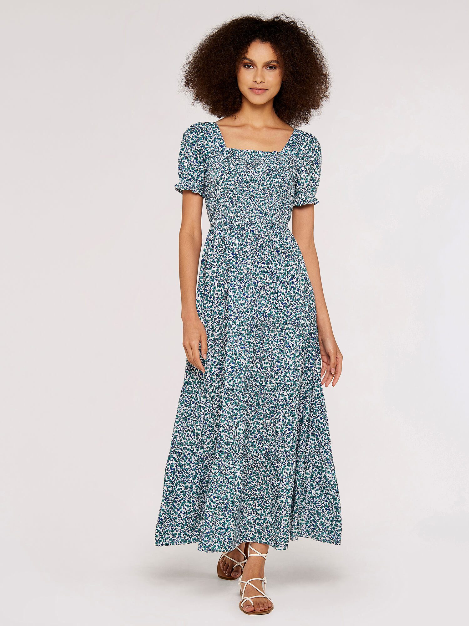 Apricot Maxikleid Vintage Ditsy Milkmaid Maxi Dress mit Smokdetails günstig online kaufen