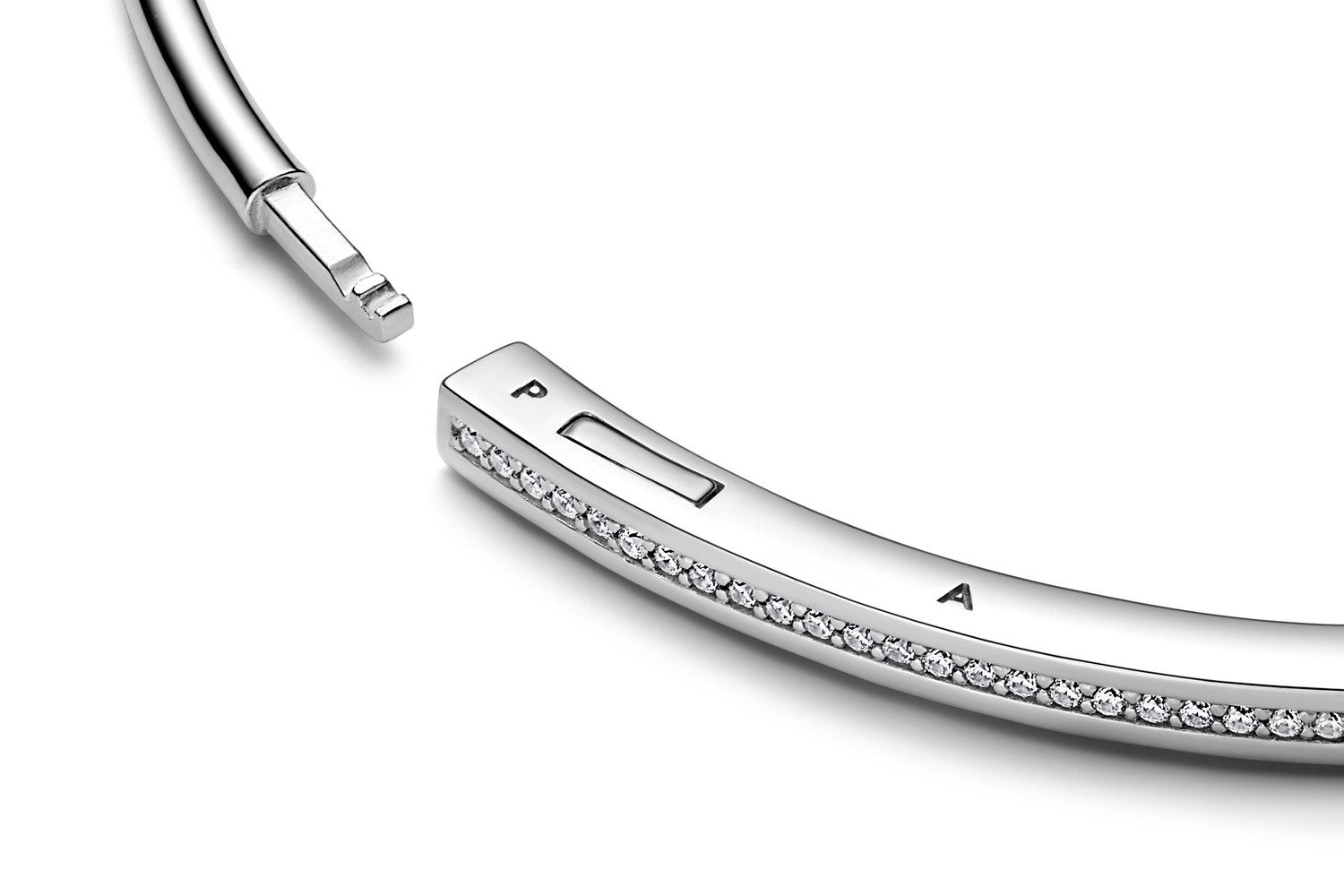 Pandora Armreif I-D Pavé Silber 925 günstig online kaufen