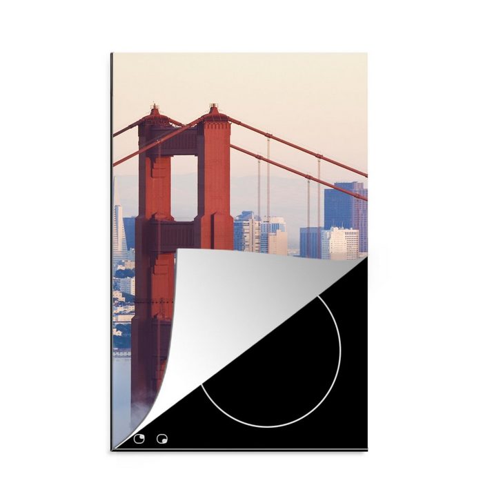 MuchoWow Herdblende-/Abdeckplatte Nebel um die Golden Gate Bridge und San Francisco Vinyl (1 tlg) Küchen Dekoration für Induktionsherd Induktionskochfeld