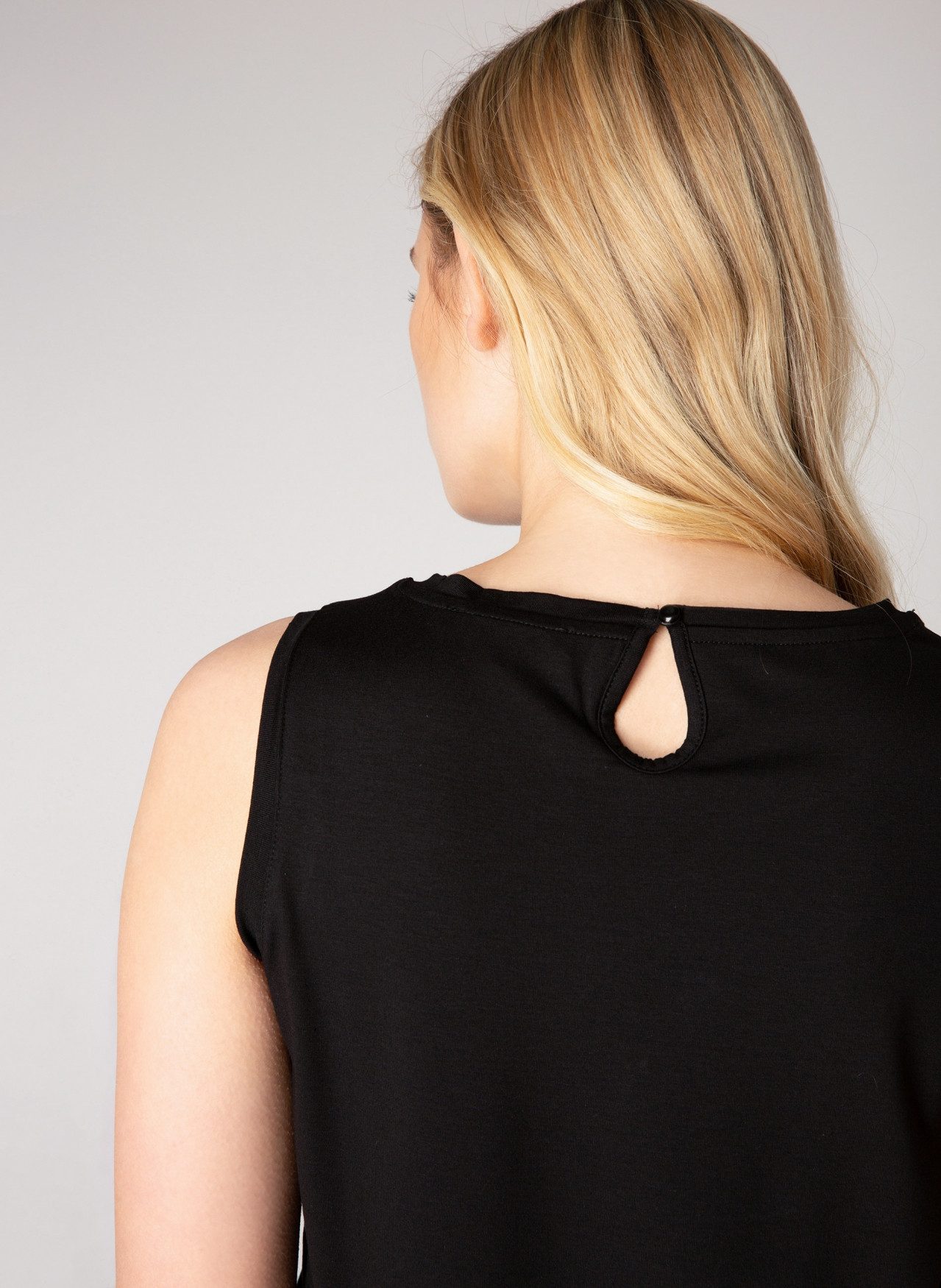 Base Level Shirttop Yasmin 1-Kopfverschluss im Nacken