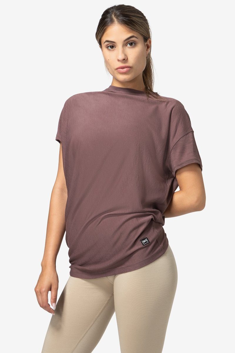 SUPER.NATURAL T-Shirt Merino T-Shirt W YOGA LOOSE TEE bequemer Merino-Materialmix Peppercorn