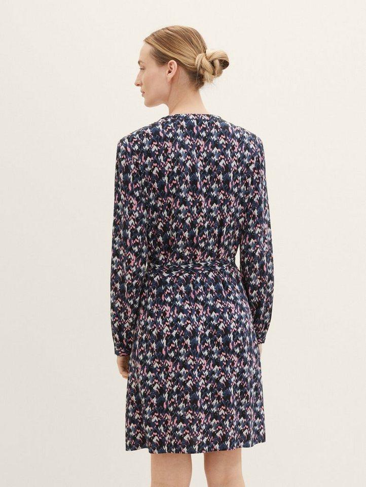 TOM TAILOR Jerseykleid Kleid mit Struktur, Aus fließender Viskose