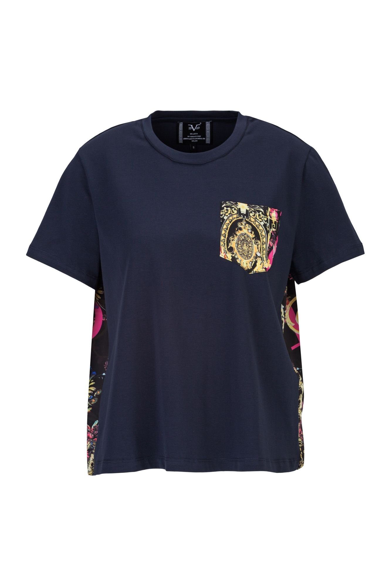 19V69 Italia by Versace Oversize-Shirt TABITHA "Damen T-Shirt mit Barockmuster-Tasche - Casual Rundhalsshirt (XS-XXL)