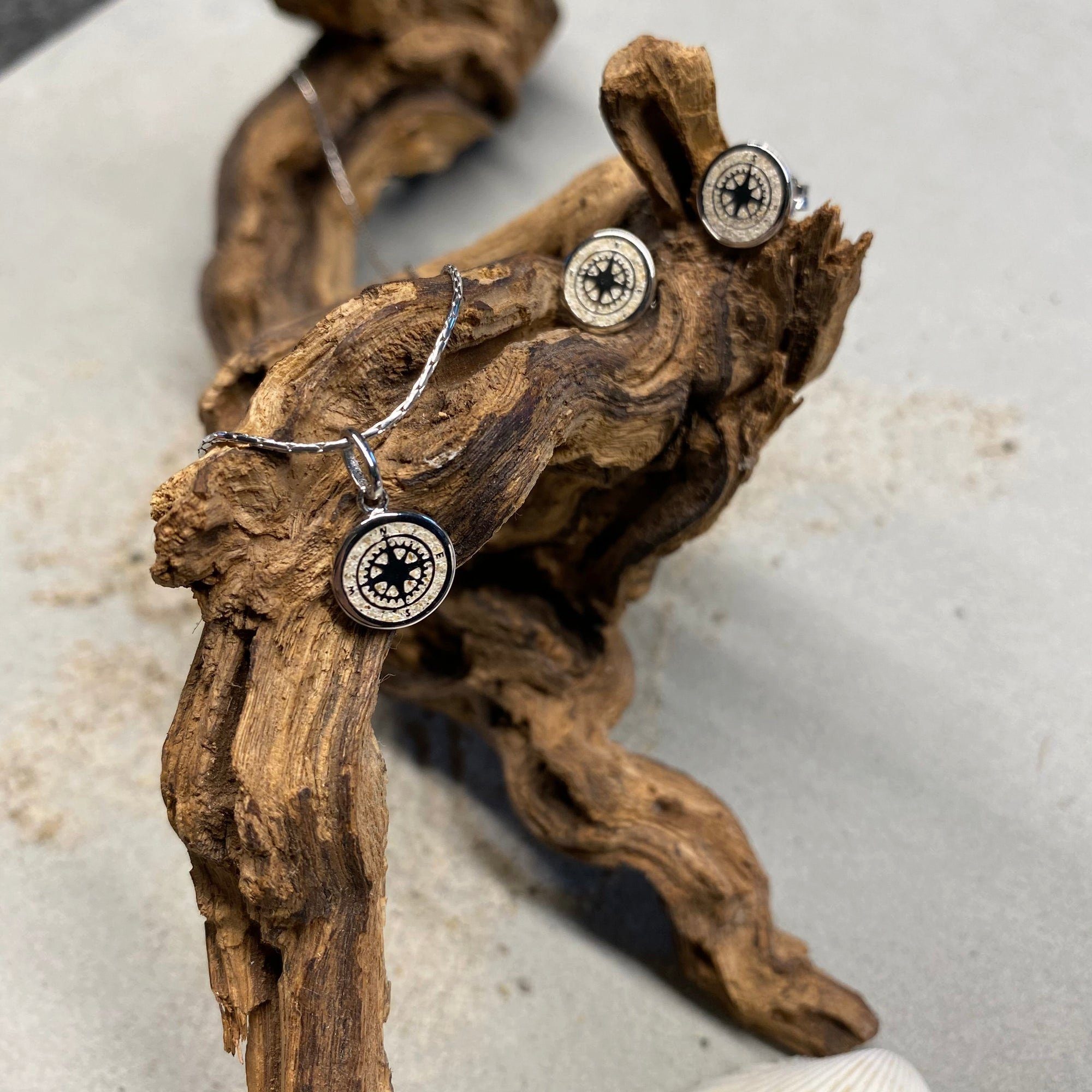 DUR Ohrring-Set DUR Schmuck: Ohrringe, Ohrstecker "Kompass" mit Strandsand O5039