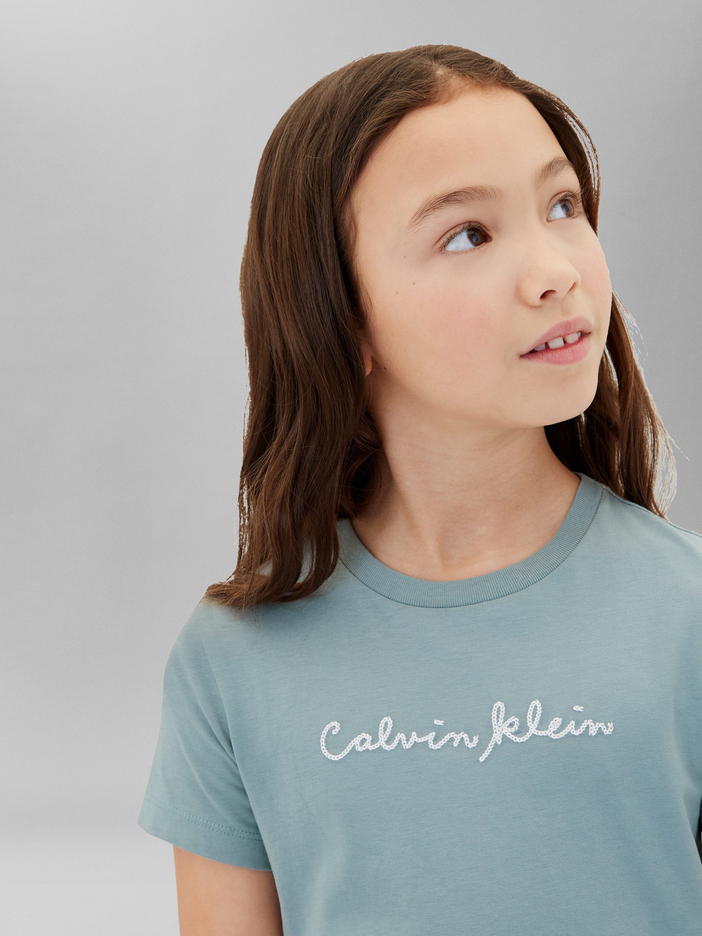 Calvin Klein Jeans T-Shirt Rundhalsausschnitt, Slim Fit, reine Baumwolle – Bild 4 von 5