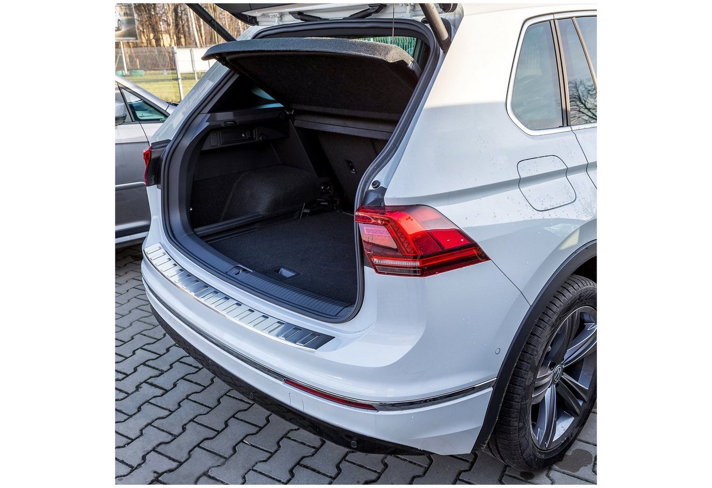 Thumbnail - tuning-art Ladekantenschutz L208 Edelstahl passgenau für VW Tiguan 2 & Allspace Bj. 2016-