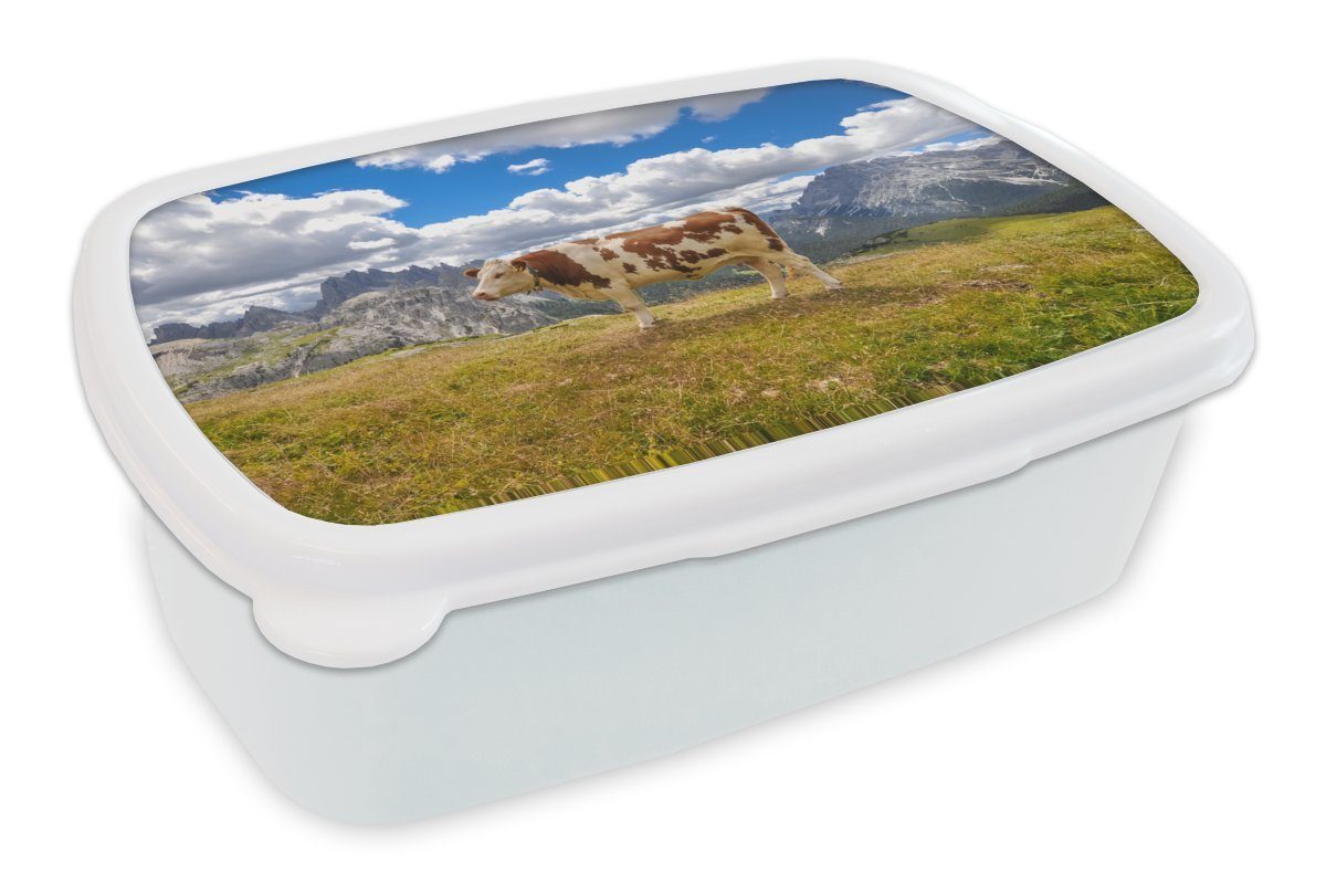 MuchoWow Lunchbox Kuh - Gras - Wolken, Kunststoff, (2-tlg), Brotbox für Kinder und Erwachsene, Brotdose, für Jungs und Mädchen weiß