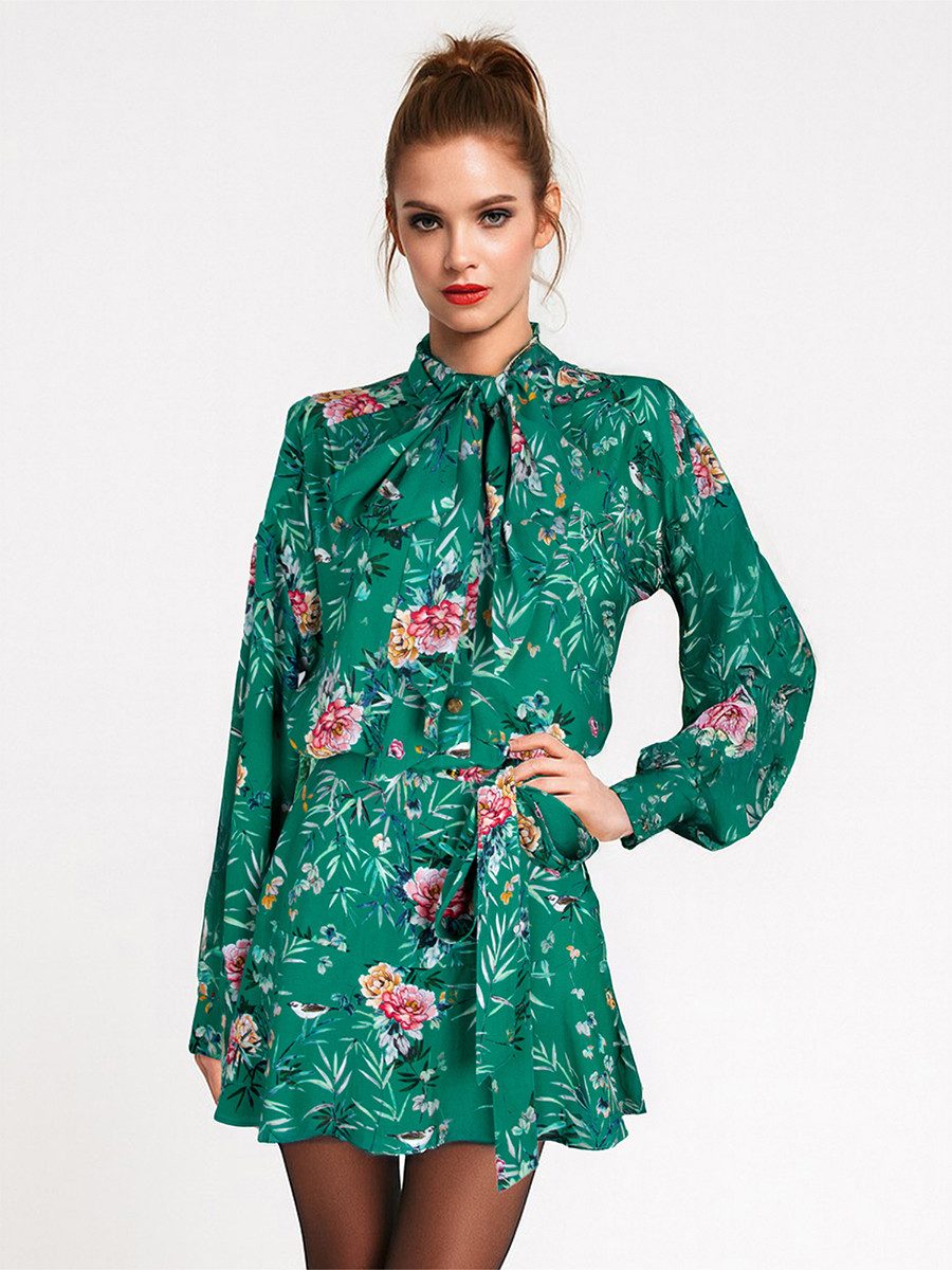 RUA & RUA Blusenkleid Mini-Kleid mit Schleife floralem Print mit Seidenfutt günstig online kaufen