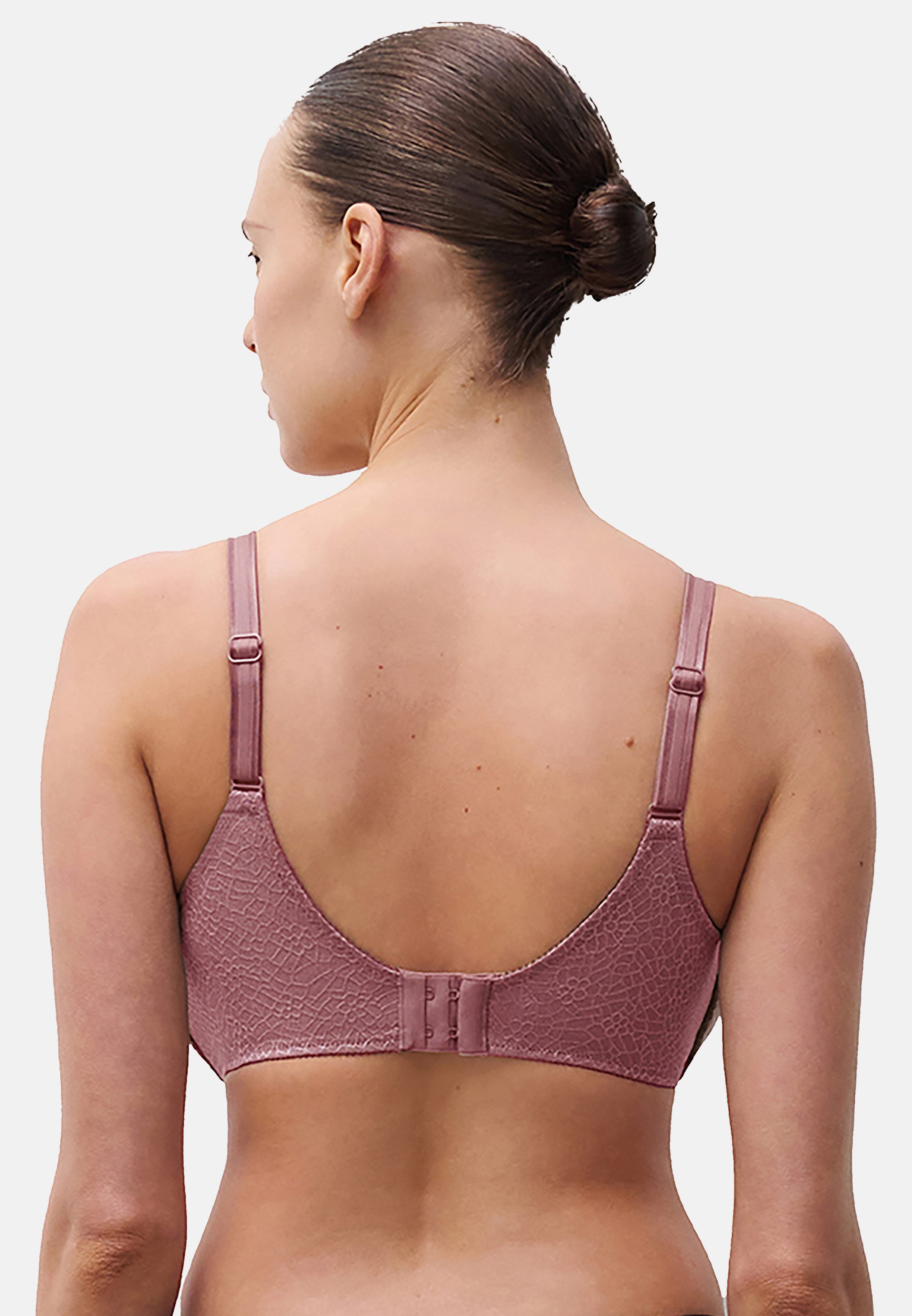 Chantelle Minimizer-BH Magnifique (1-tlg) Minimizer-BH - Blickdicht - Bügel BH mit gemoldeten Cups