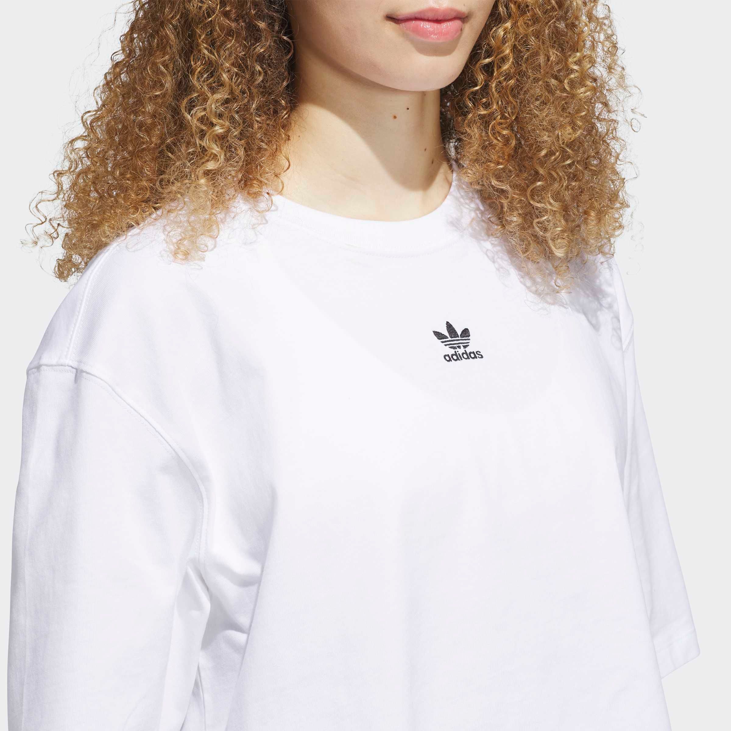 adidas Originals T-Shirt ESSENTIALS CROP mit Rundhalsausschnitt, ohne Verschluss, in normaler Länge – Bild 4 von 5