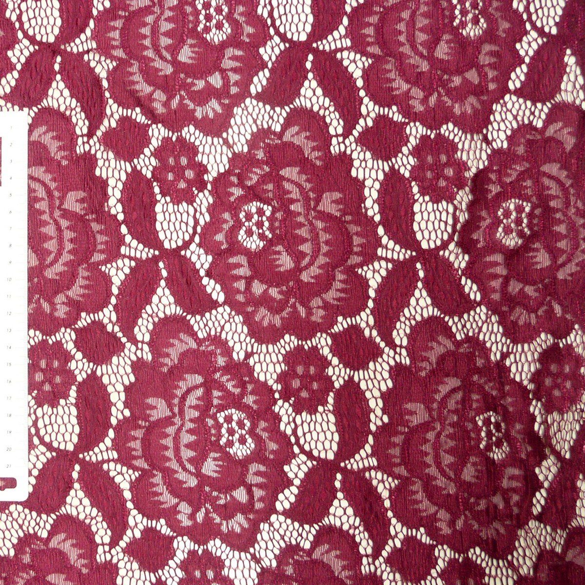 SCHÖNER LEBEN. Stoff Elastische Stoff Meterware Spitze Blumen mit Wellen Abschluss pink