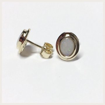 Edelschmiede925 Schmuckset handgefertigte Ohrstecker in 333/- Gelbgold mit Opal Cabochon