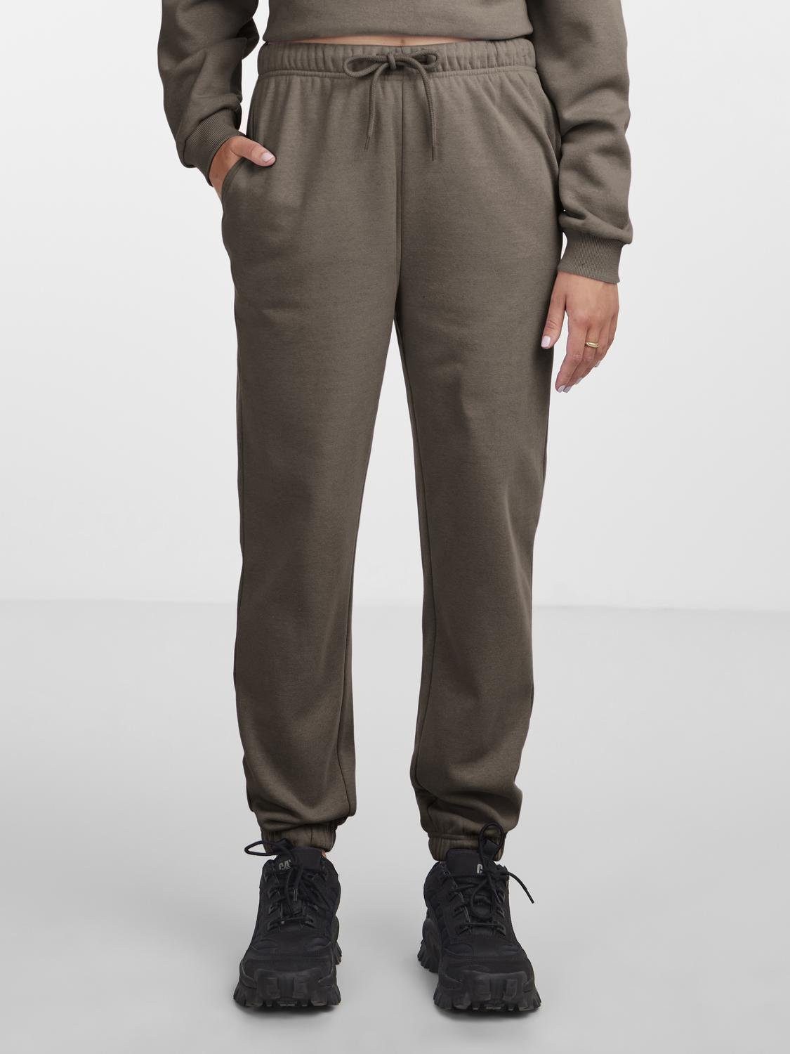 pieces Jogginghose PCCHILLI HW SWEAT PANTS günstig online kaufen