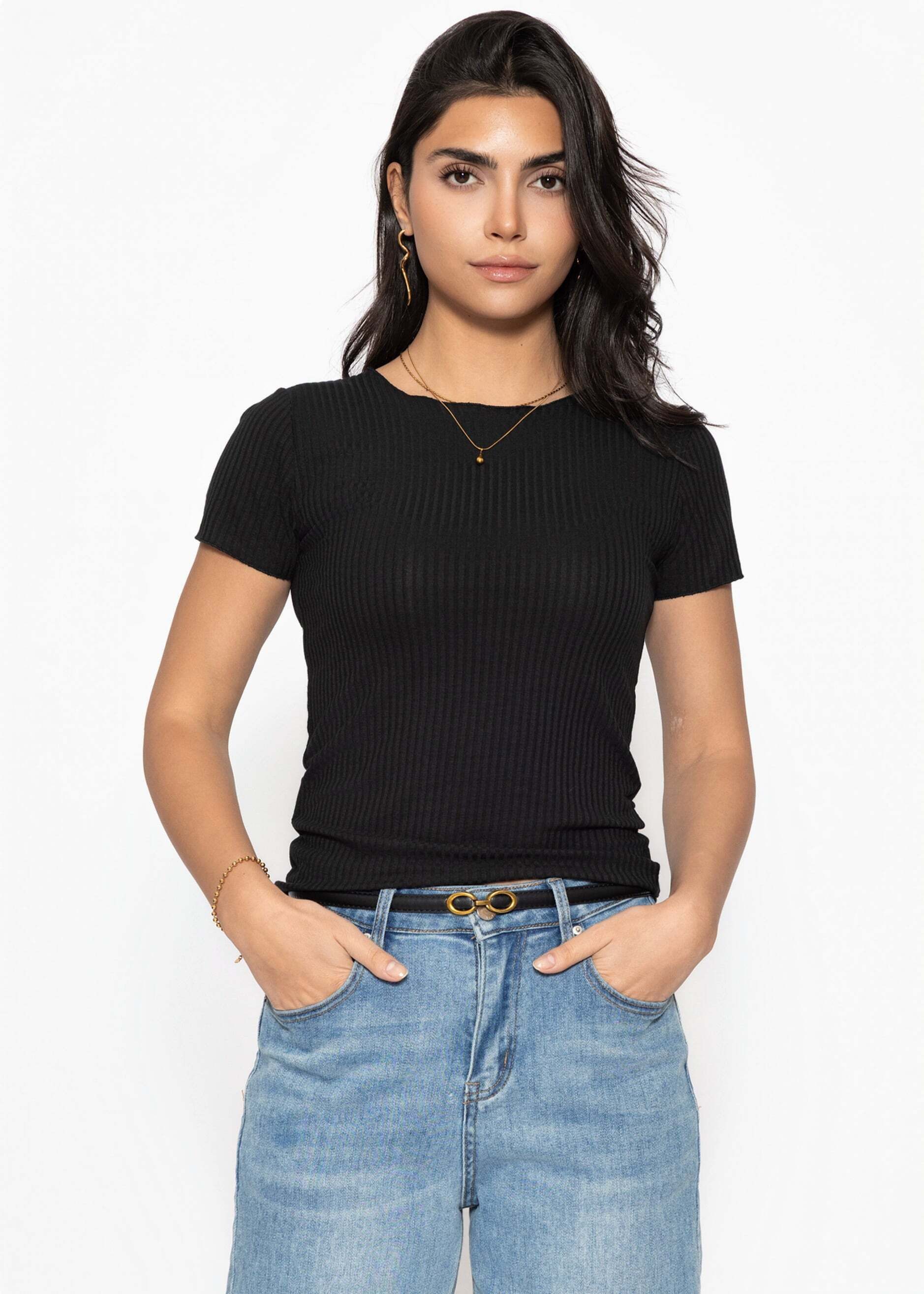 SASSYCLASSY T-Shirt Kurzarmshirt in geripptem Jersey für Damen Schlichtes T-Shirt mit Rundhalsuasschnitt in körpernahem Schnitt