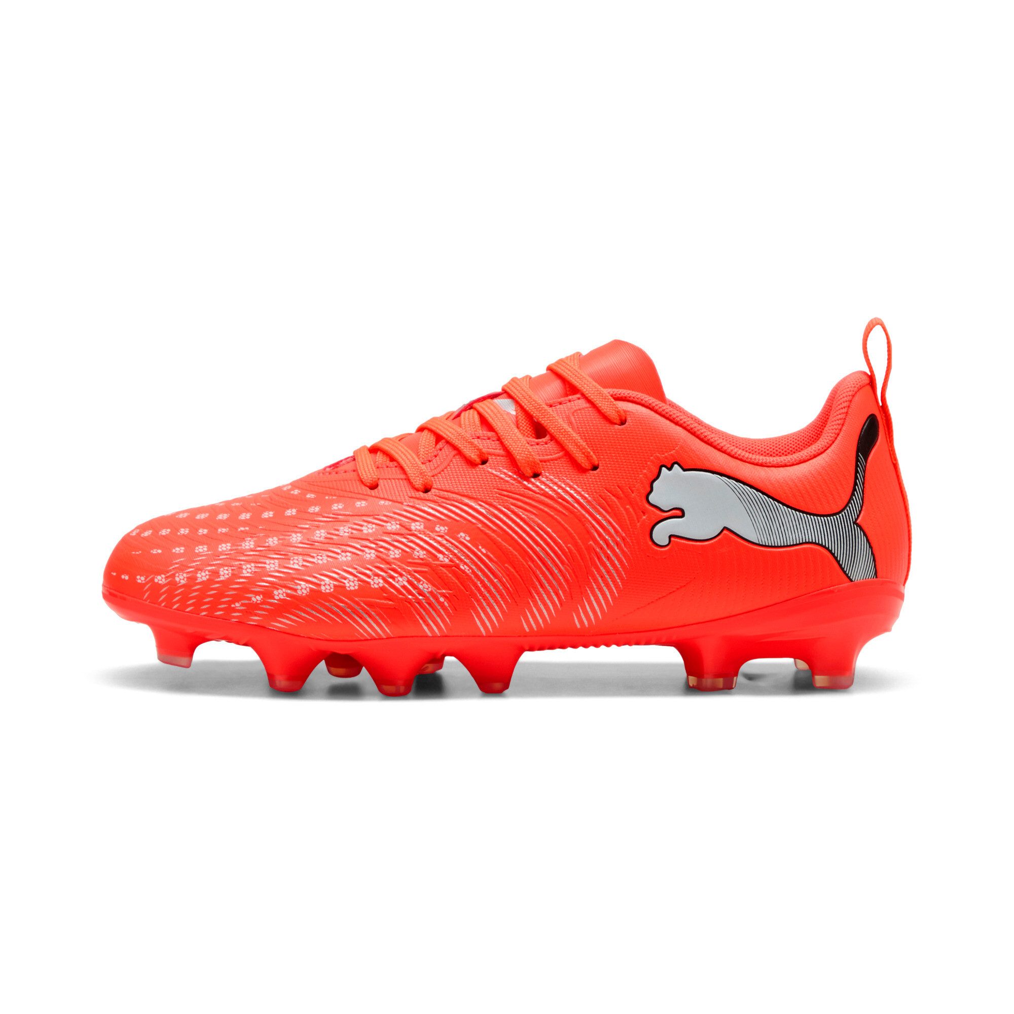 PUMA FUTURE 9 PLAY FG/AG JR Fußballschuh mit Nockensohle für Rasen- und Kunstrasenplätze, mit Schnürung