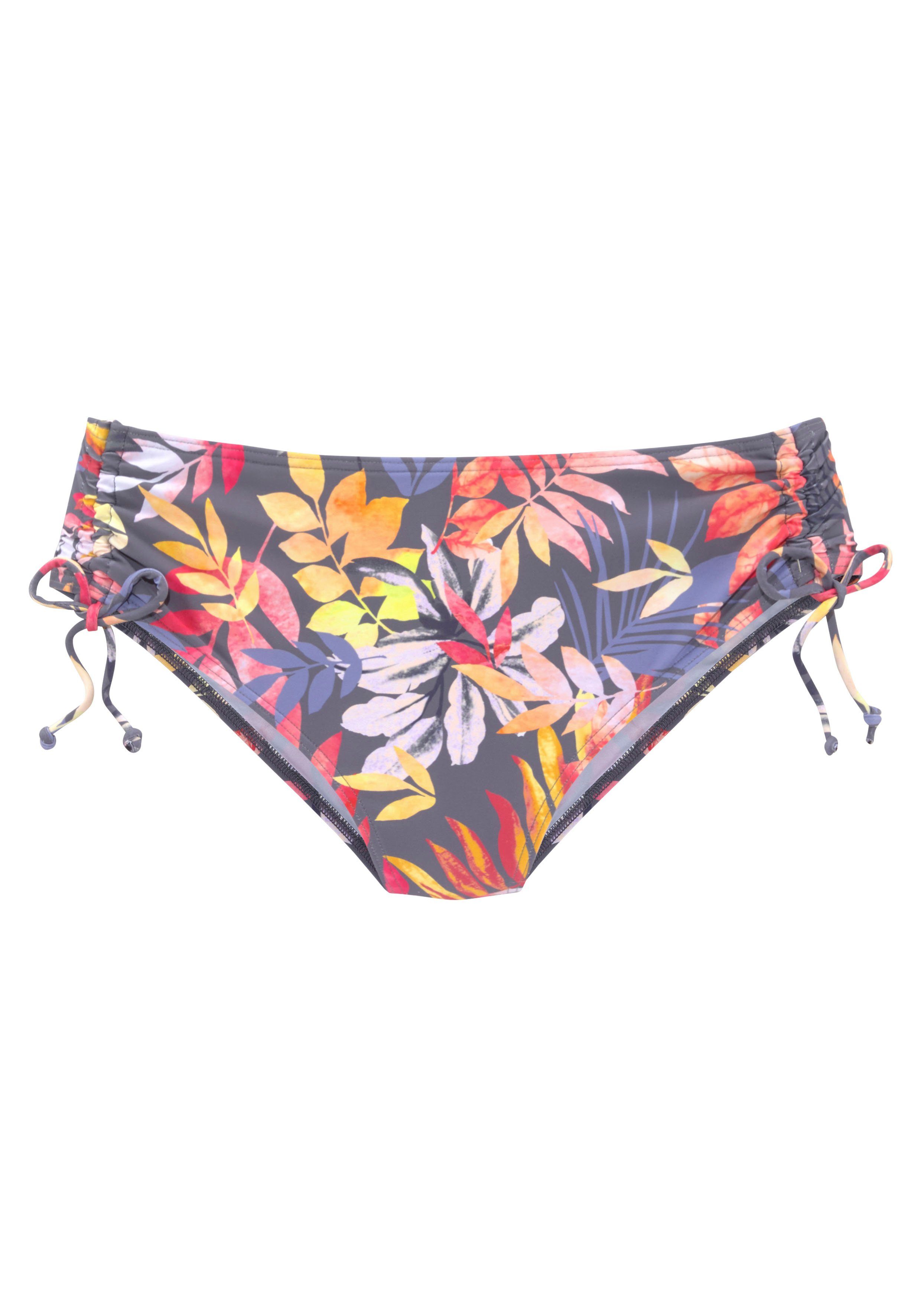 VIVANCE Bikini-Hose Leilani in höherer Form mehr